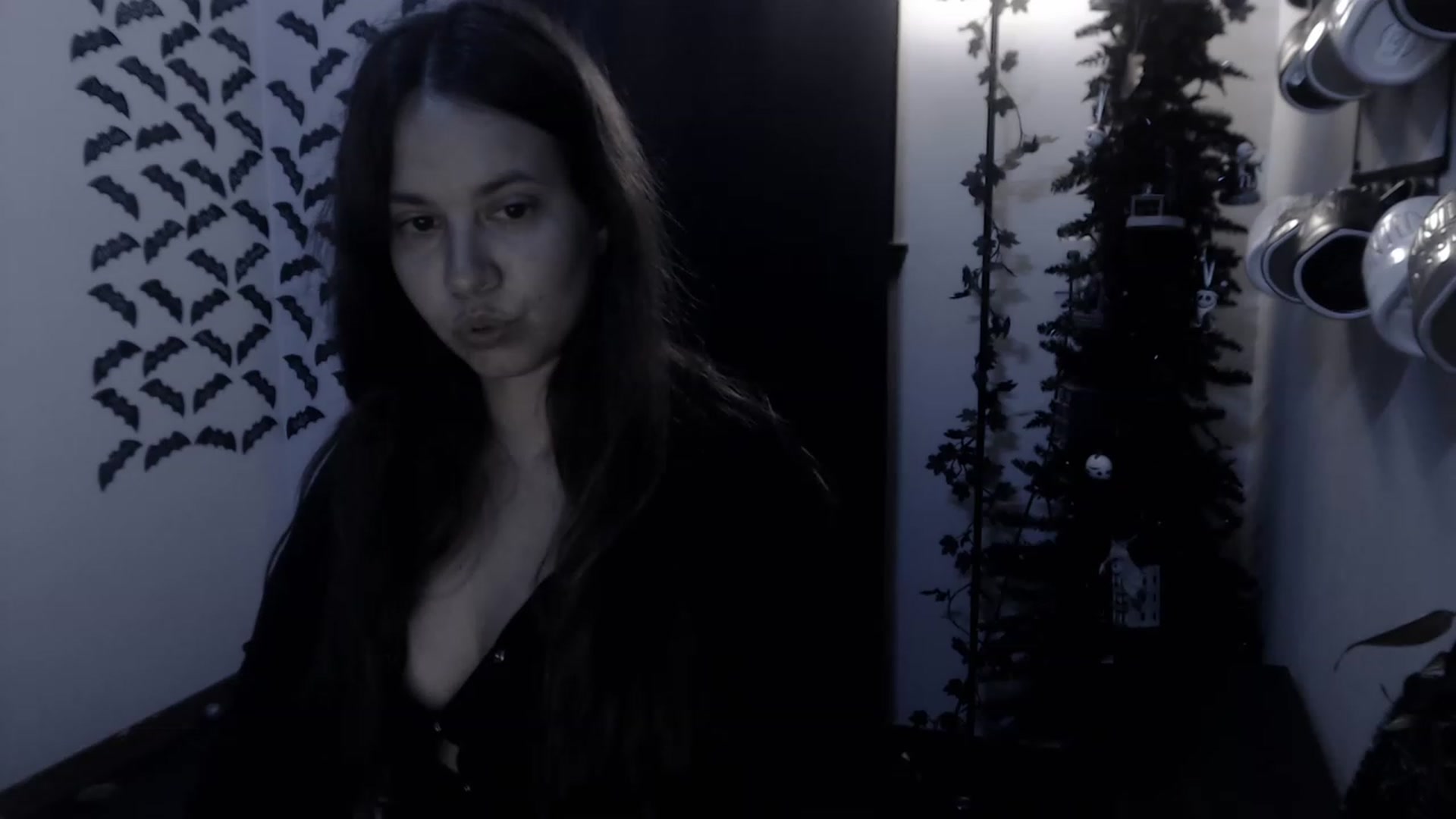 Gallery image thumbnail from LadyMarceline's myfreecams stream on, 04/15/2023, 04:33 image 16 of 20