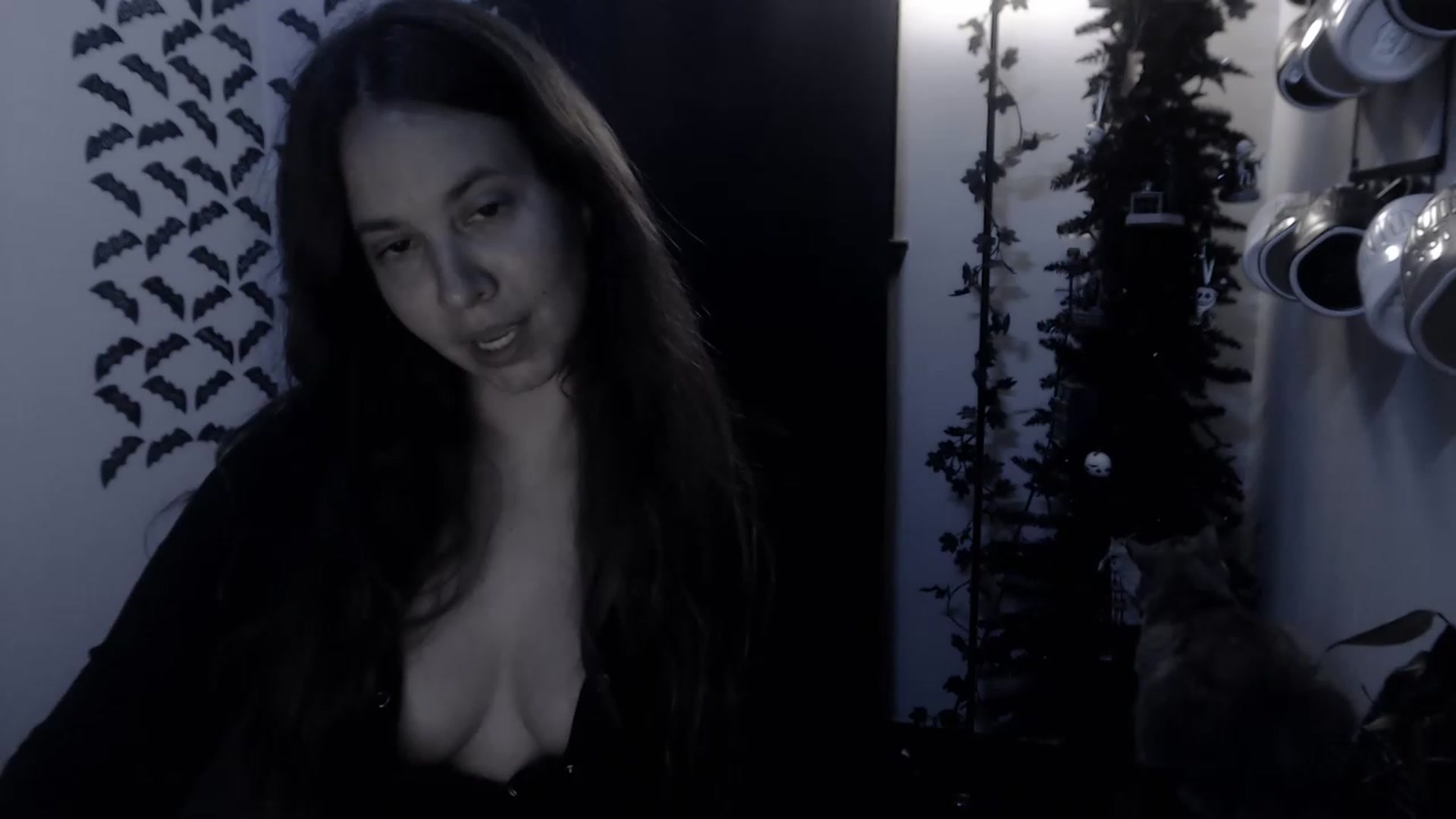 Gallery image thumbnail from LadyMarceline's myfreecams stream on, 04/15/2023, 05:50 image 10 of 20