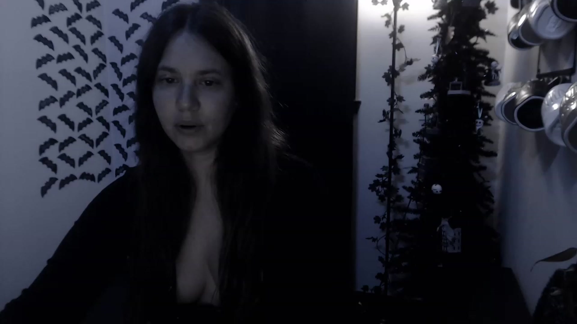 Gallery image thumbnail from LadyMarceline's myfreecams stream on, 04/15/2023, 05:50 image 18 of 20