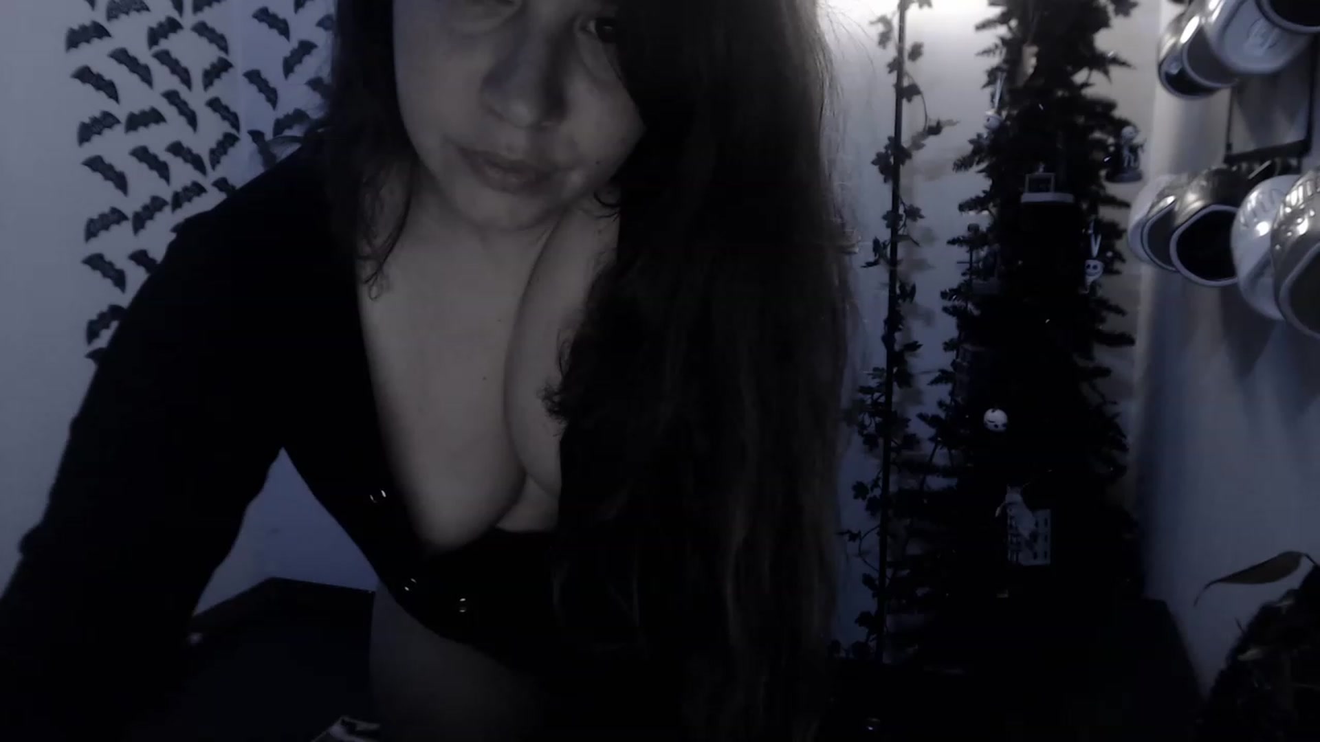 Gallery image thumbnail from LadyMarceline's myfreecams stream on, 04/15/2023, 05:50 image 8 of 20