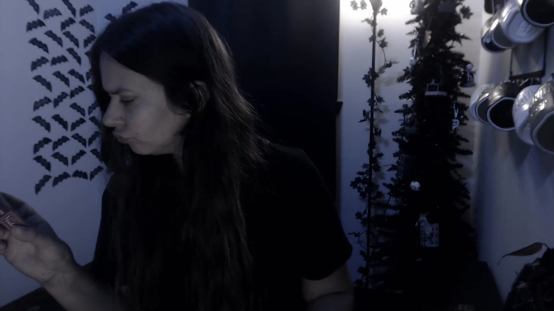 Gallery image thumbnail from LadyMarceline's myfreecams stream on, 04/16/2023, 06:44 image 15 of 20