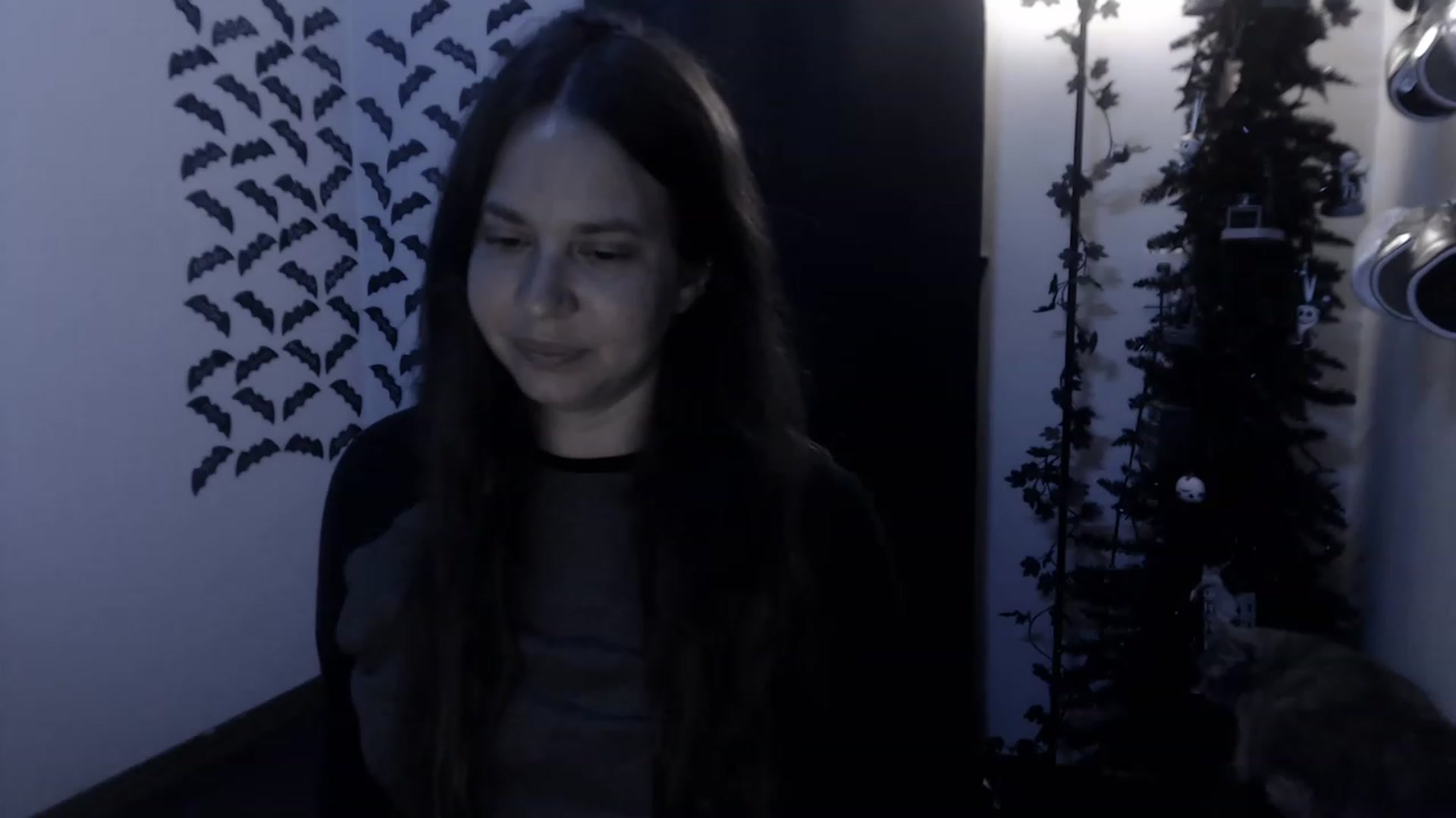 Gallery image thumbnail from LadyMarceline's myfreecams stream on, 04/18/2023, 05:44 image 18 of 20