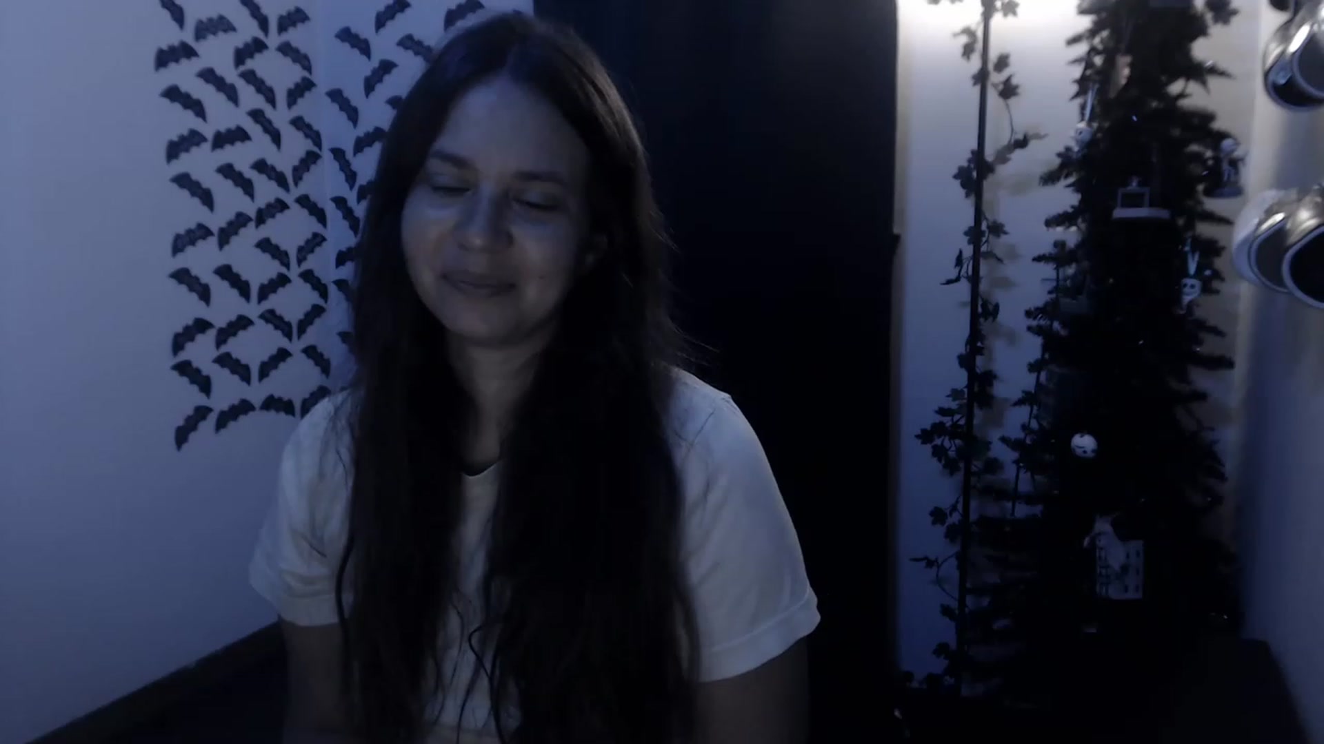 Gallery image thumbnail from LadyMarceline's myfreecams stream on, 04/20/2023, 05:20 image 7 of 20