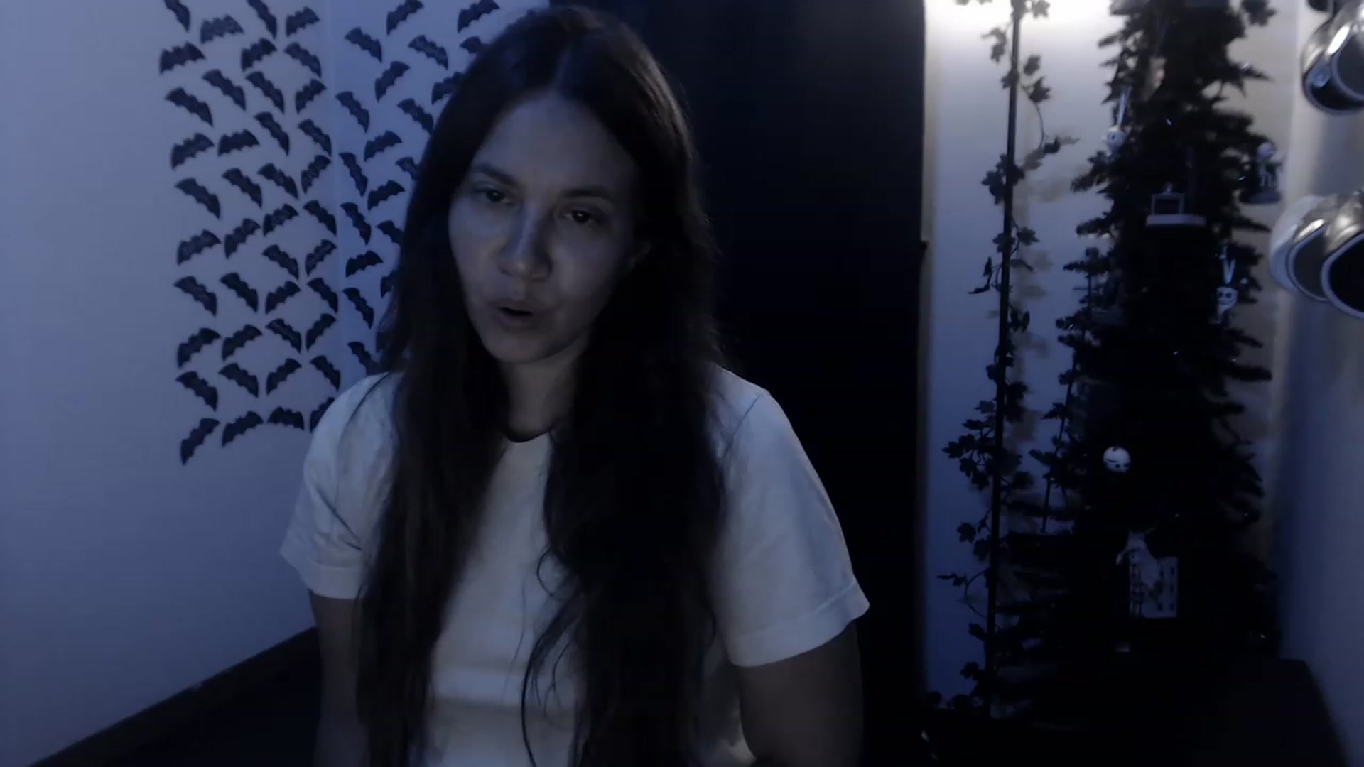 Gallery image thumbnail from LadyMarceline's myfreecams stream on, 04/20/2023, 05:20 image 4 of 20