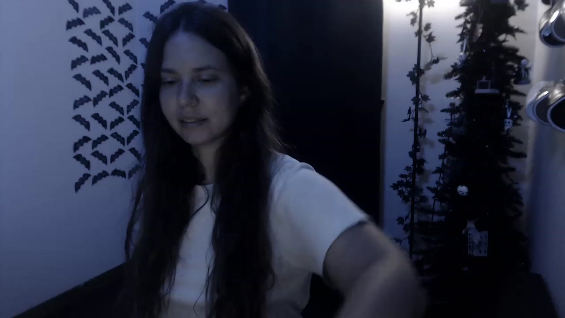 Gallery image thumbnail from LadyMarceline's myfreecams stream on, 04/20/2023, 05:20 image 2 of 20