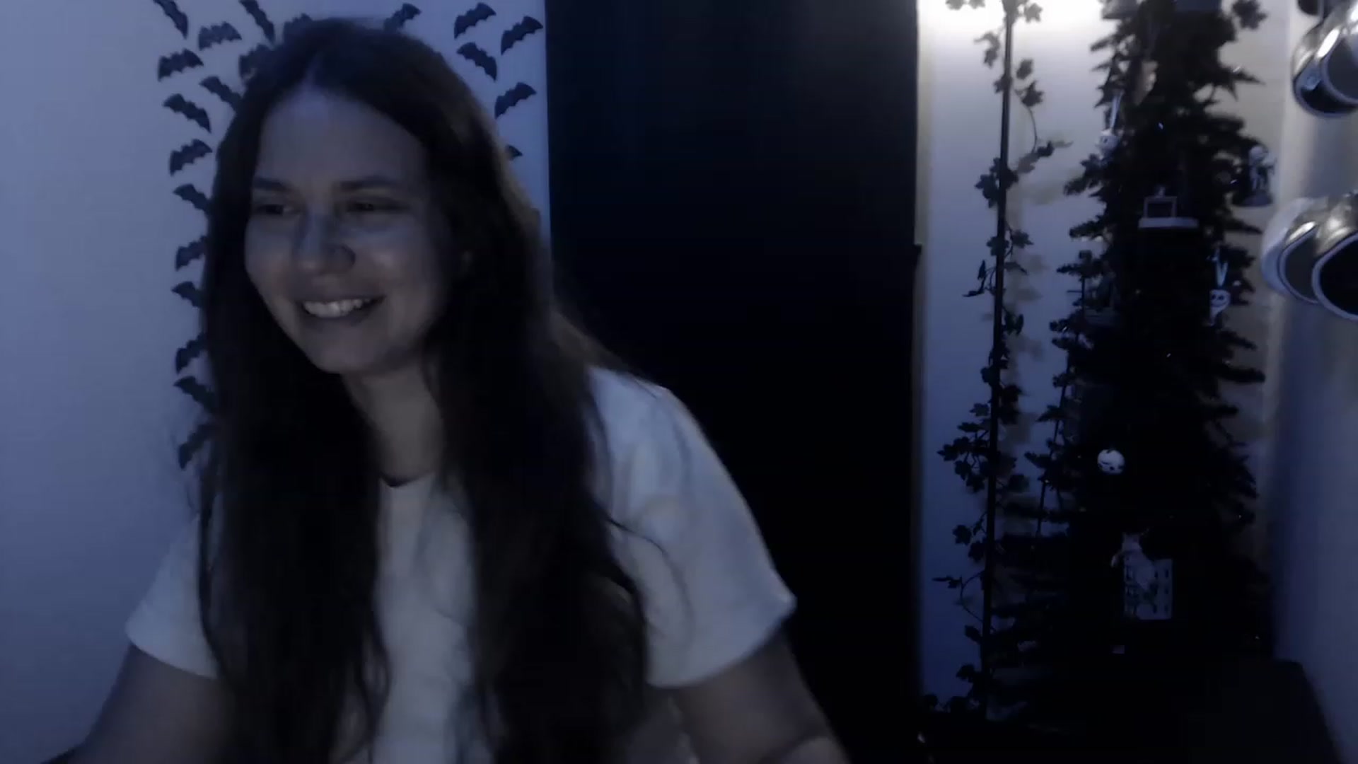 Gallery image thumbnail from LadyMarceline's myfreecams stream on, 04/20/2023, 05:20 image 12 of 20