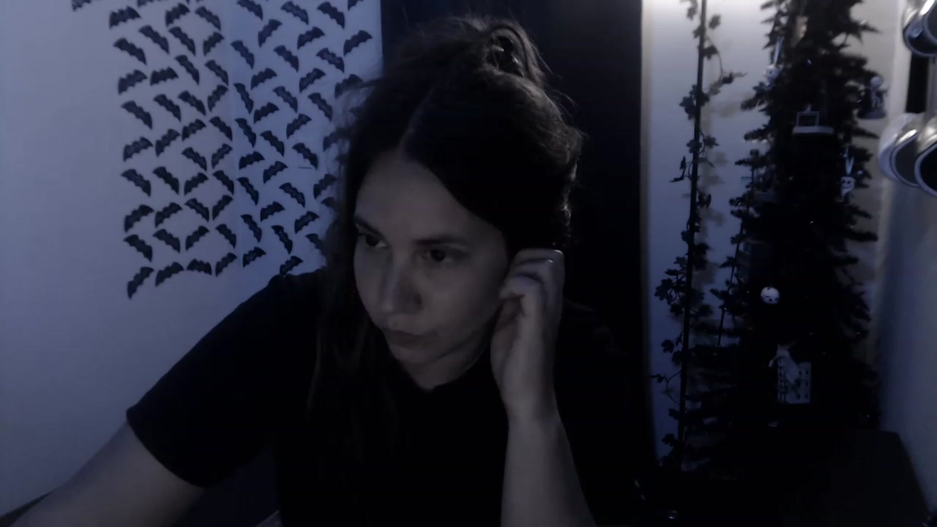 Gallery image thumbnail from LadyMarceline's myfreecams stream on, 04/27/2023, 05:36 image 19 of 20