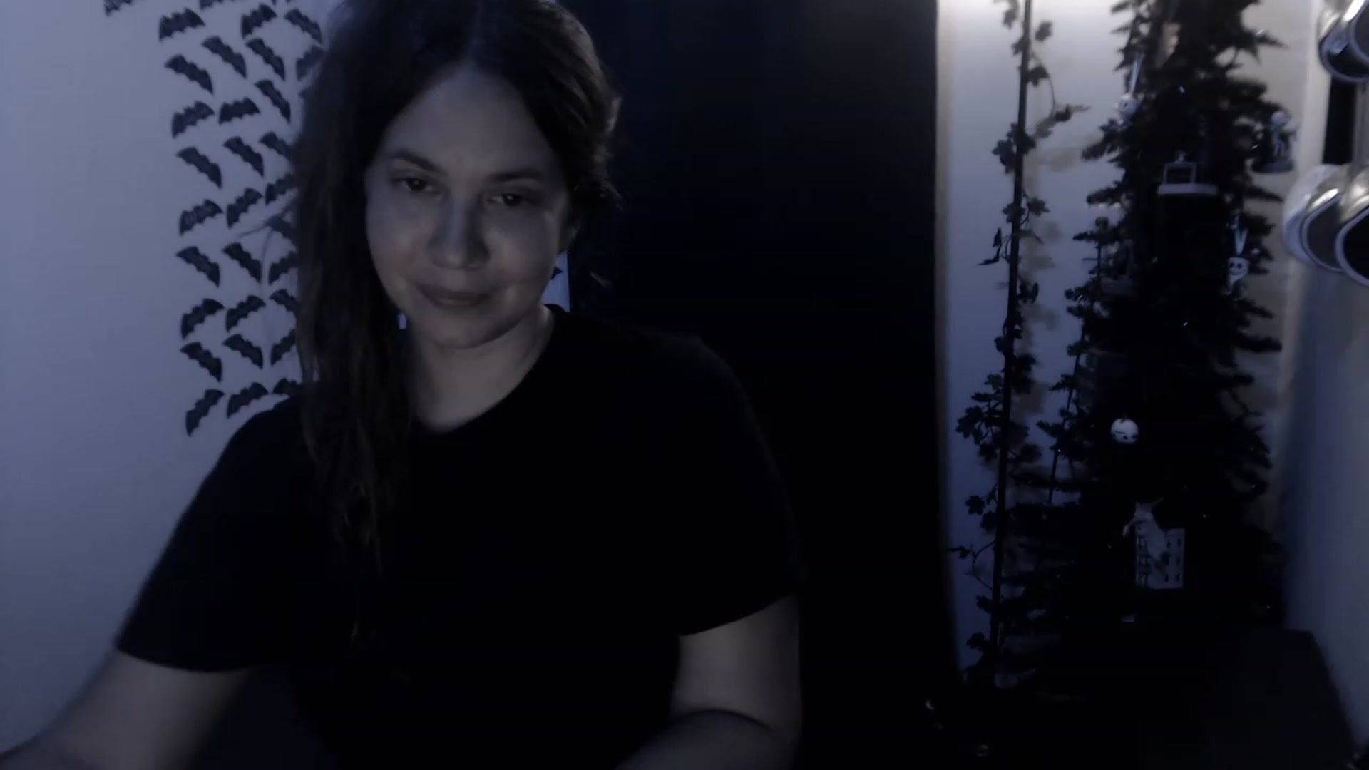 Gallery image thumbnail from LadyMarceline's myfreecams stream on, 04/27/2023, 05:36 image 18 of 20