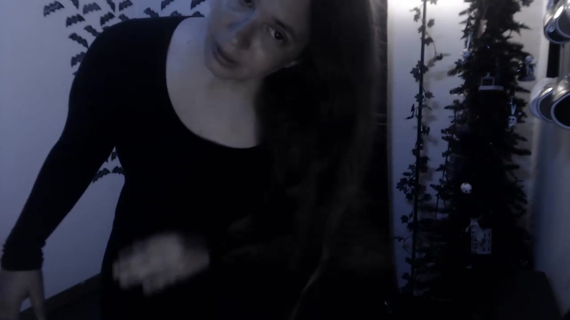 Gallery image thumbnail from LadyMarceline's myfreecams stream on, 04/29/2023, 05:20 image 15 of 20