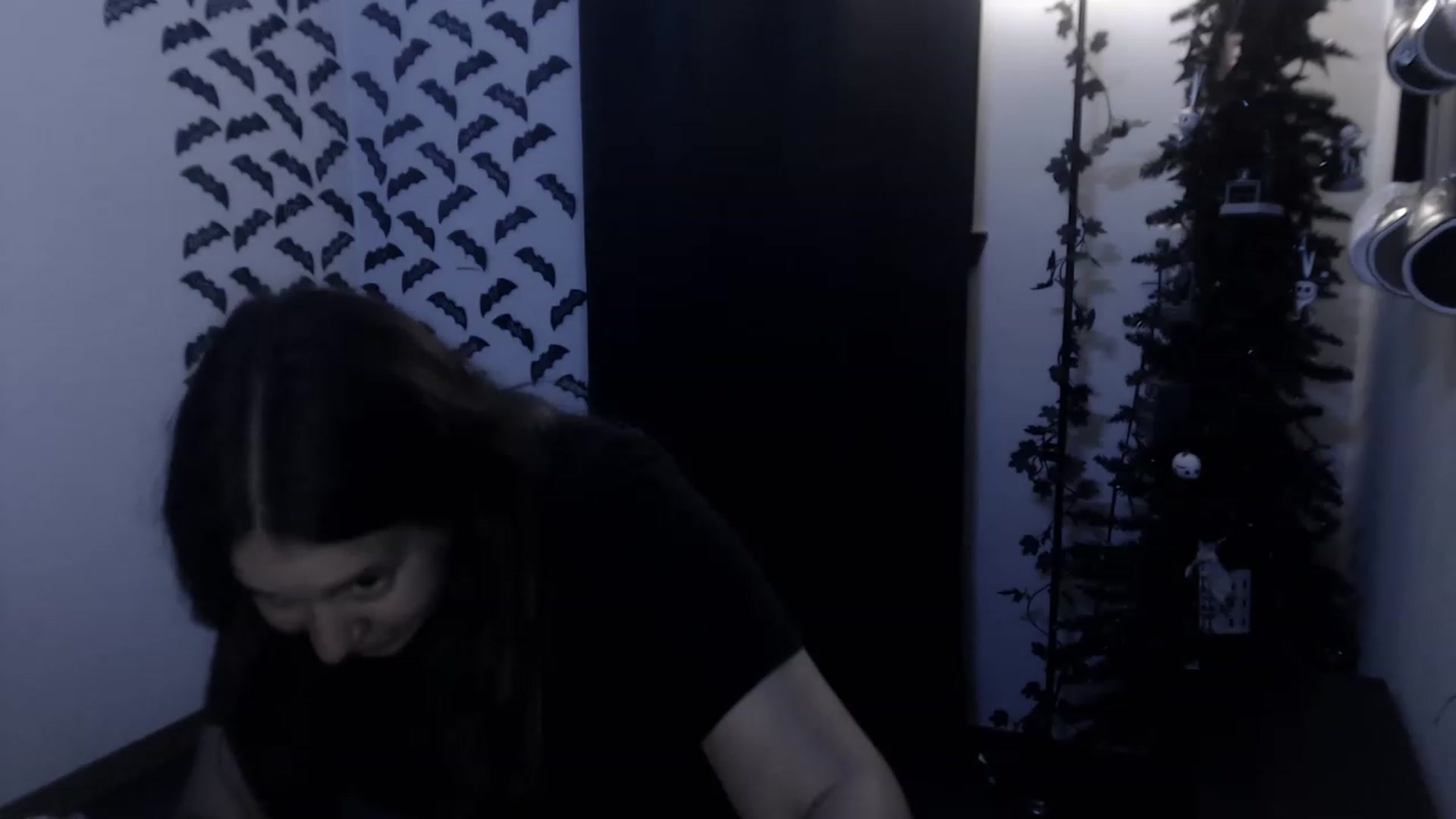 Gallery image thumbnail from LadyMarceline's myfreecams stream on, 05/01/2023, 05:49 image 13 of 20