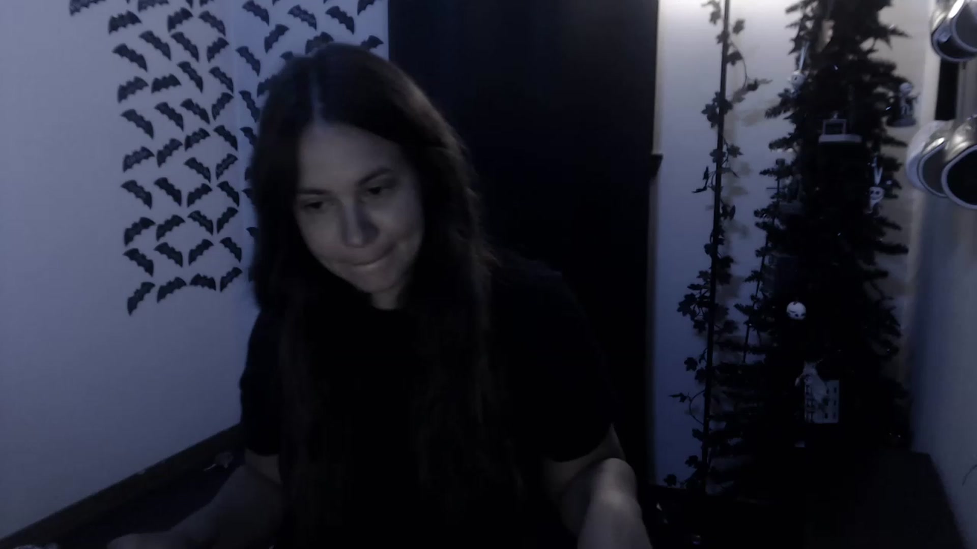 Gallery image thumbnail from LadyMarceline's myfreecams stream on, 05/01/2023, 05:49 image 7 of 20