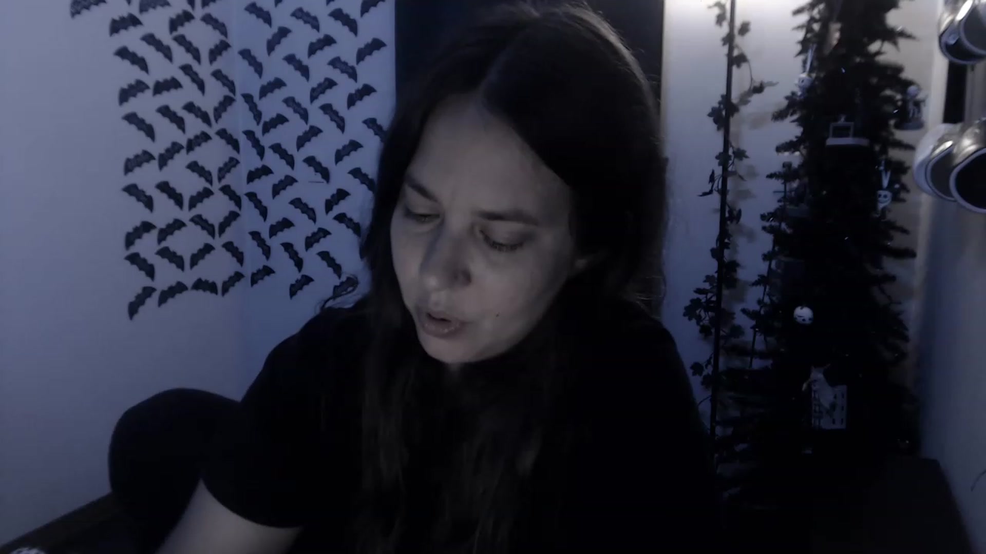 Gallery image thumbnail from LadyMarceline's myfreecams stream on, 05/01/2023, 05:49 image 16 of 20