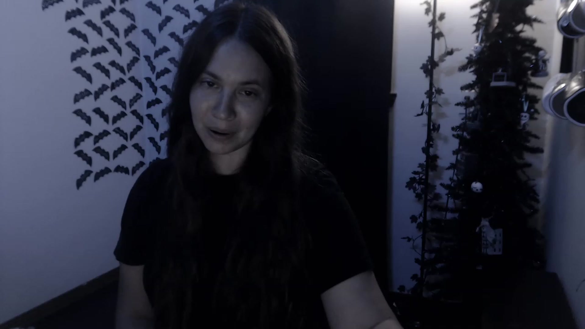 Gallery image thumbnail from LadyMarceline's myfreecams stream on, 05/01/2023, 05:49 image 12 of 20