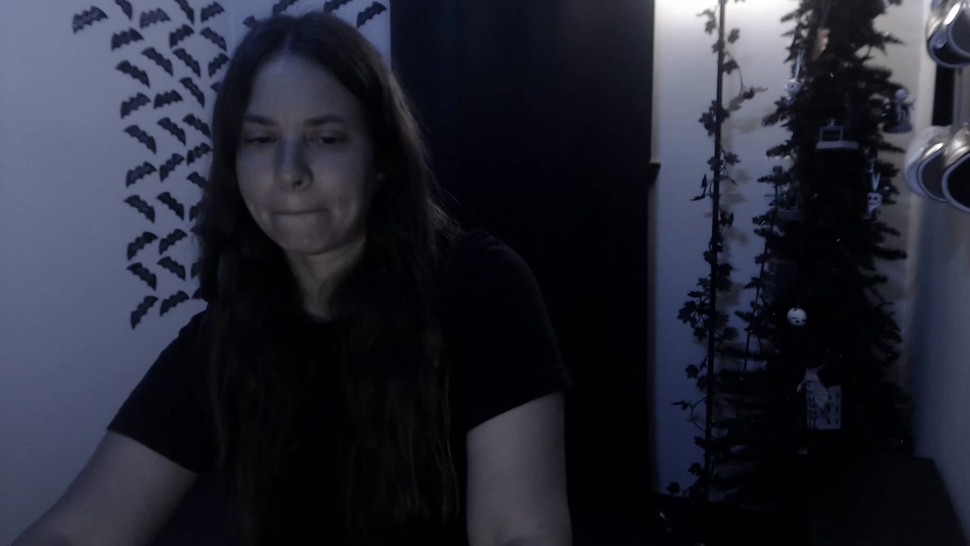 Gallery image thumbnail from LadyMarceline's myfreecams stream on, 05/01/2023, 06:38 image 18 of 20