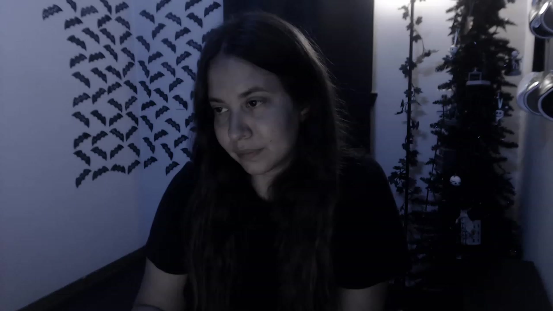 Gallery image thumbnail from LadyMarceline's myfreecams stream on, 05/01/2023, 06:38 image 7 of 20