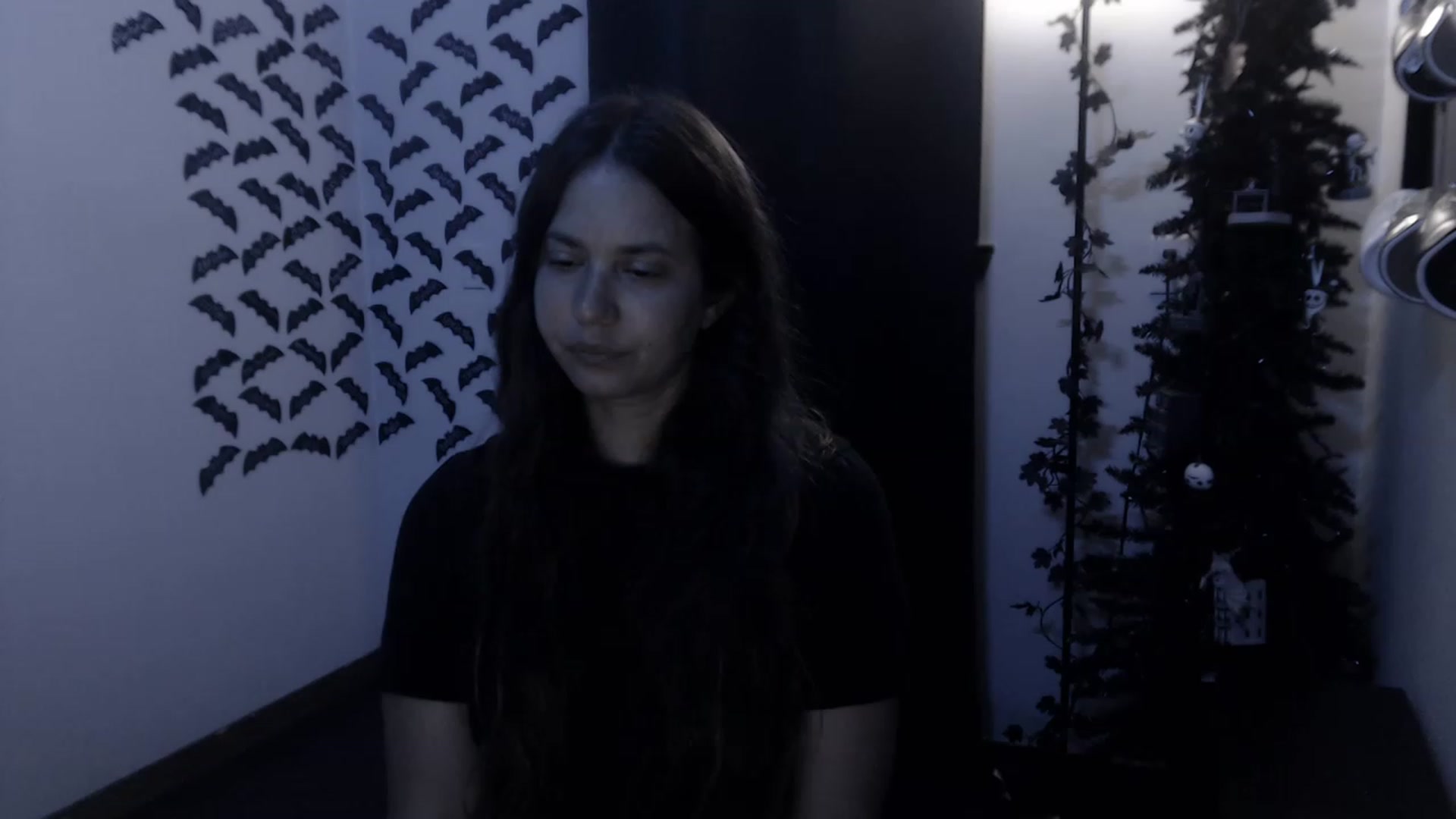 Gallery image thumbnail from LadyMarceline's myfreecams stream on, 05/01/2023, 06:38 image 5 of 20