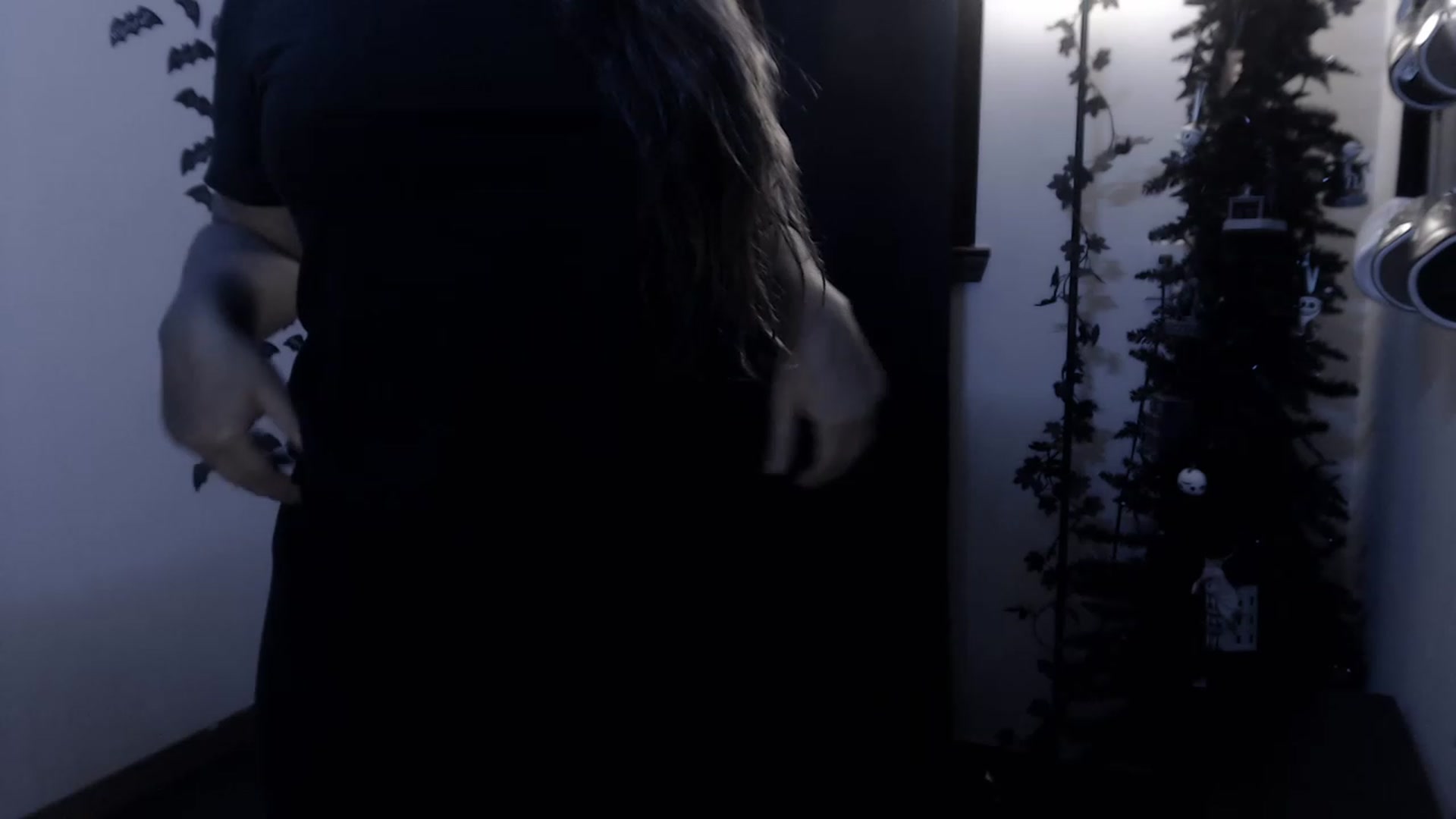 Gallery image thumbnail from LadyMarceline's myfreecams stream on, 05/04/2023, 05:05 image 4 of 20