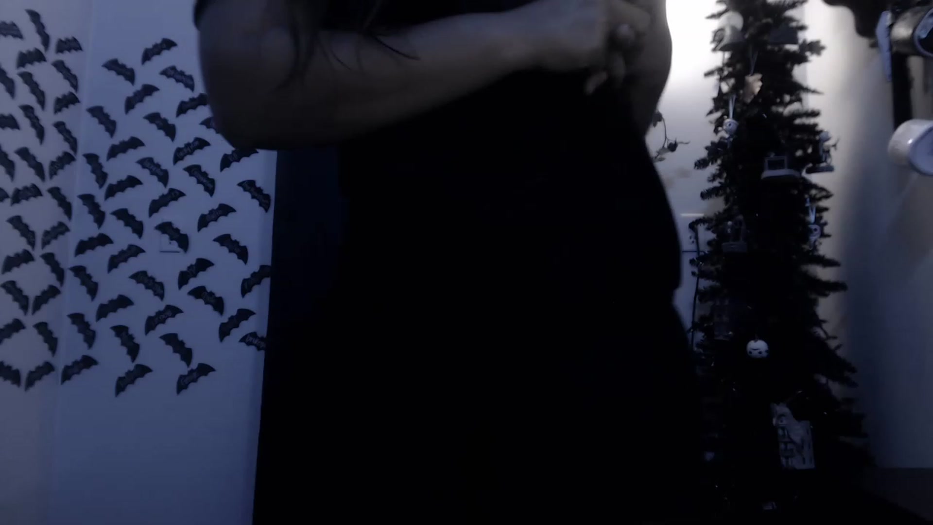 Gallery image thumbnail from LadyMarceline's myfreecams stream on, 05/04/2023, 05:05 image 7 of 20