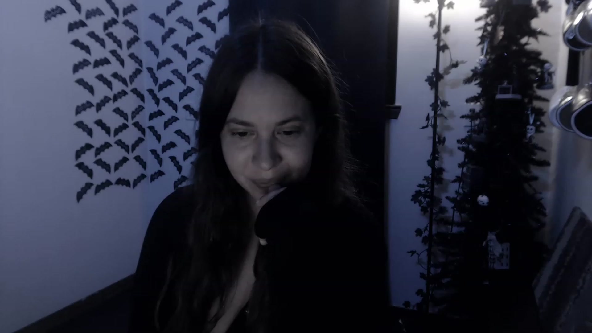 Gallery image thumbnail from LadyMarceline's myfreecams stream on, 05/06/2023, 06:35 image 5 of 20