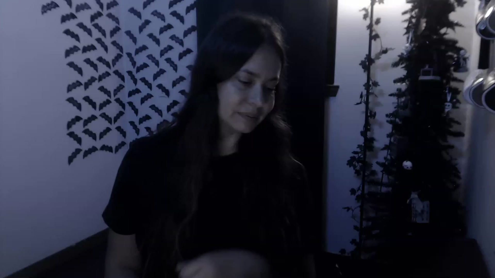 Gallery image thumbnail from LadyMarceline's myfreecams stream on, 05/07/2023, 06:00 image 18 of 20