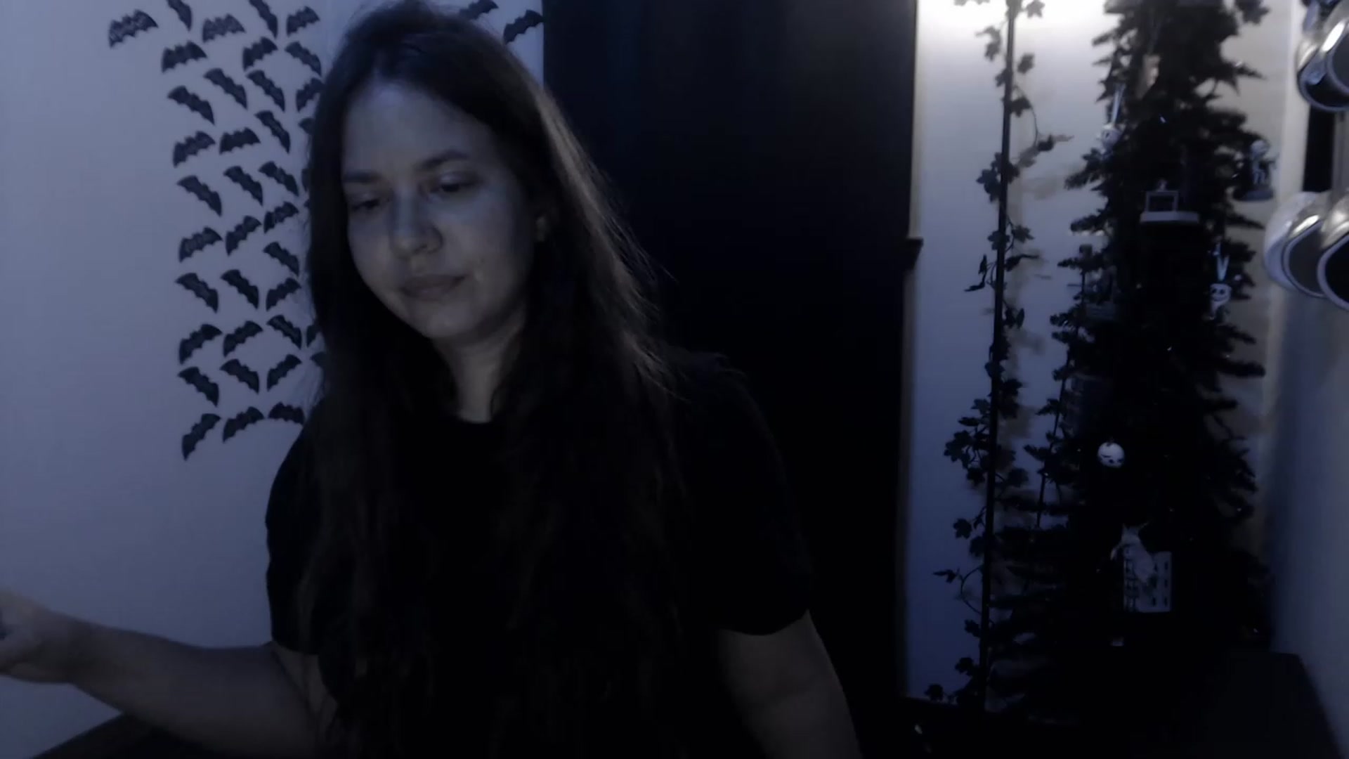 Gallery image thumbnail from LadyMarceline's myfreecams stream on, 05/12/2023, 04:31 image 10 of 20