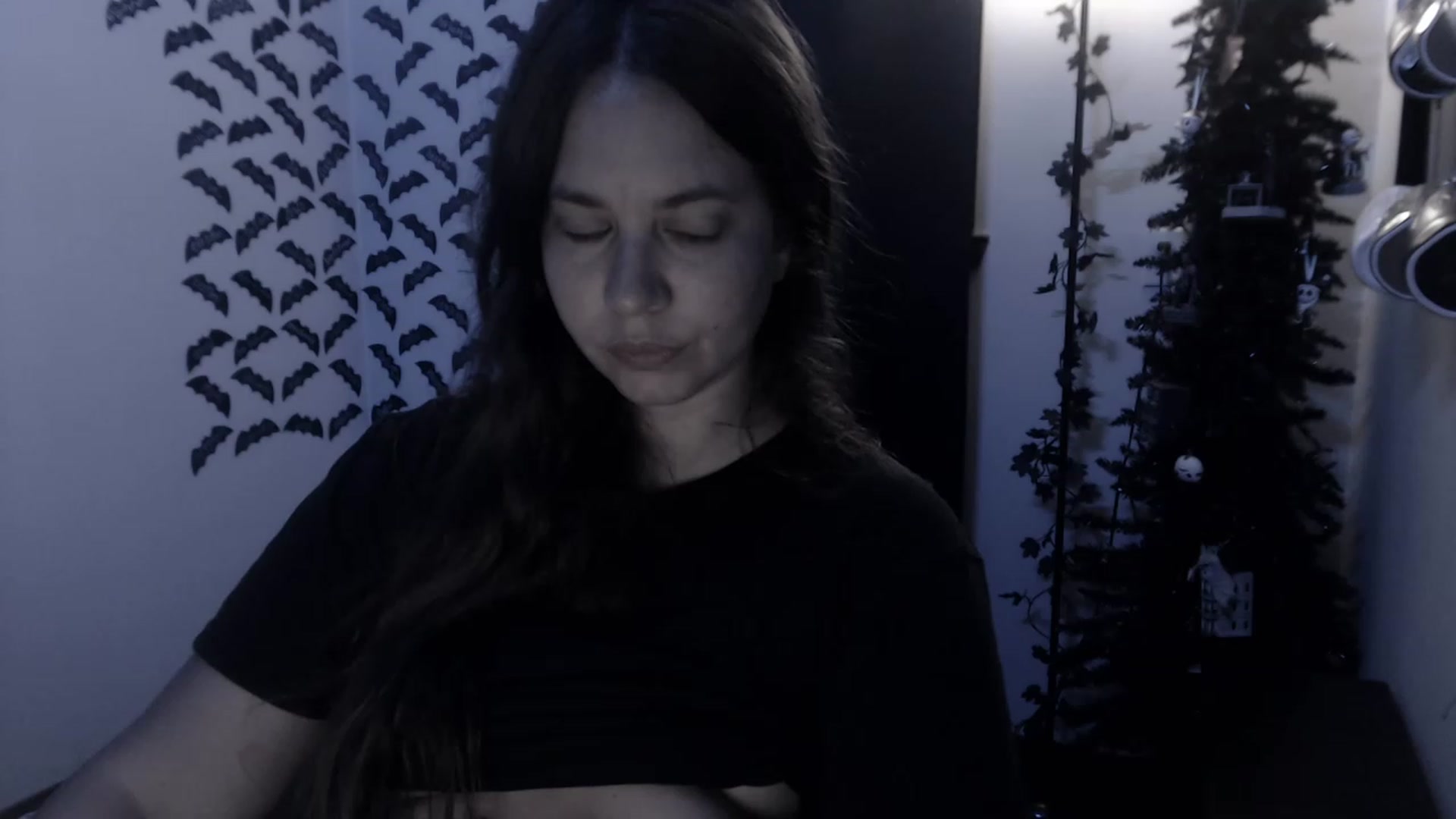 Gallery image thumbnail from LadyMarceline's myfreecams stream on, 05/13/2023, 08:27 image 7 of 20