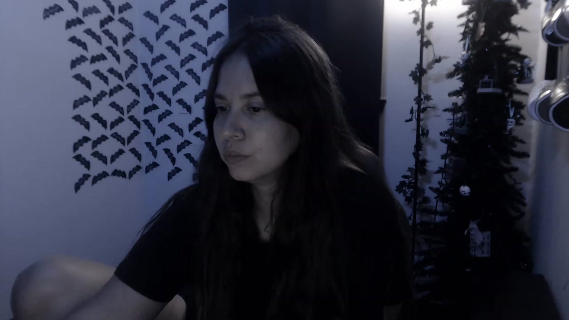Gallery image thumbnail from LadyMarceline's myfreecams stream on, 05/13/2023, 08:27 image 16 of 20