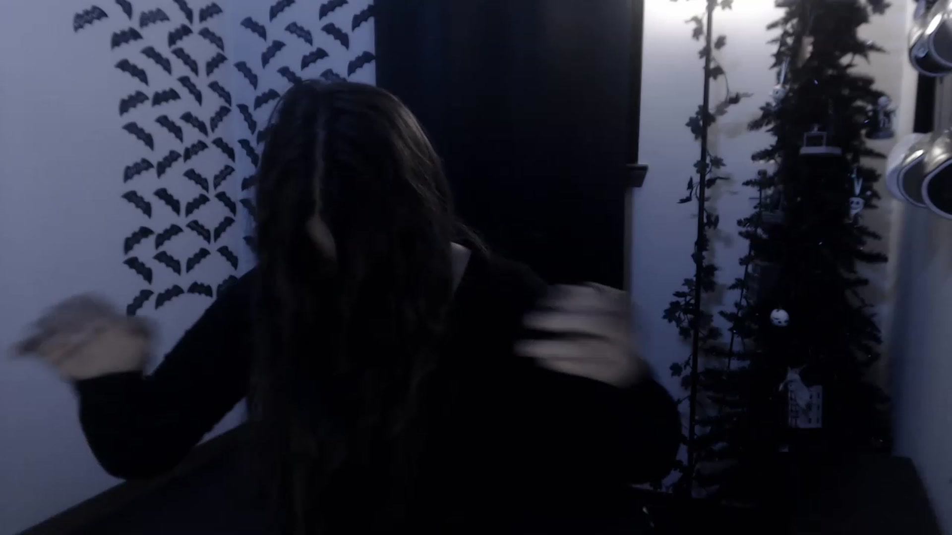 Gallery image thumbnail from LadyMarceline's myfreecams stream on, 05/14/2023, 06:00 image 8 of 20