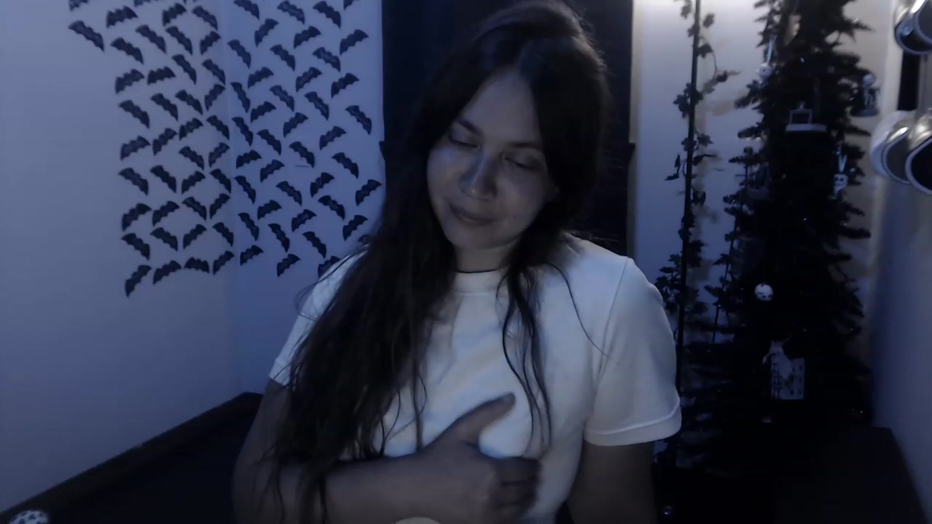 Gallery image thumbnail from LadyMarceline's myfreecams stream on, 05/21/2023, 07:29 image 19 of 20
