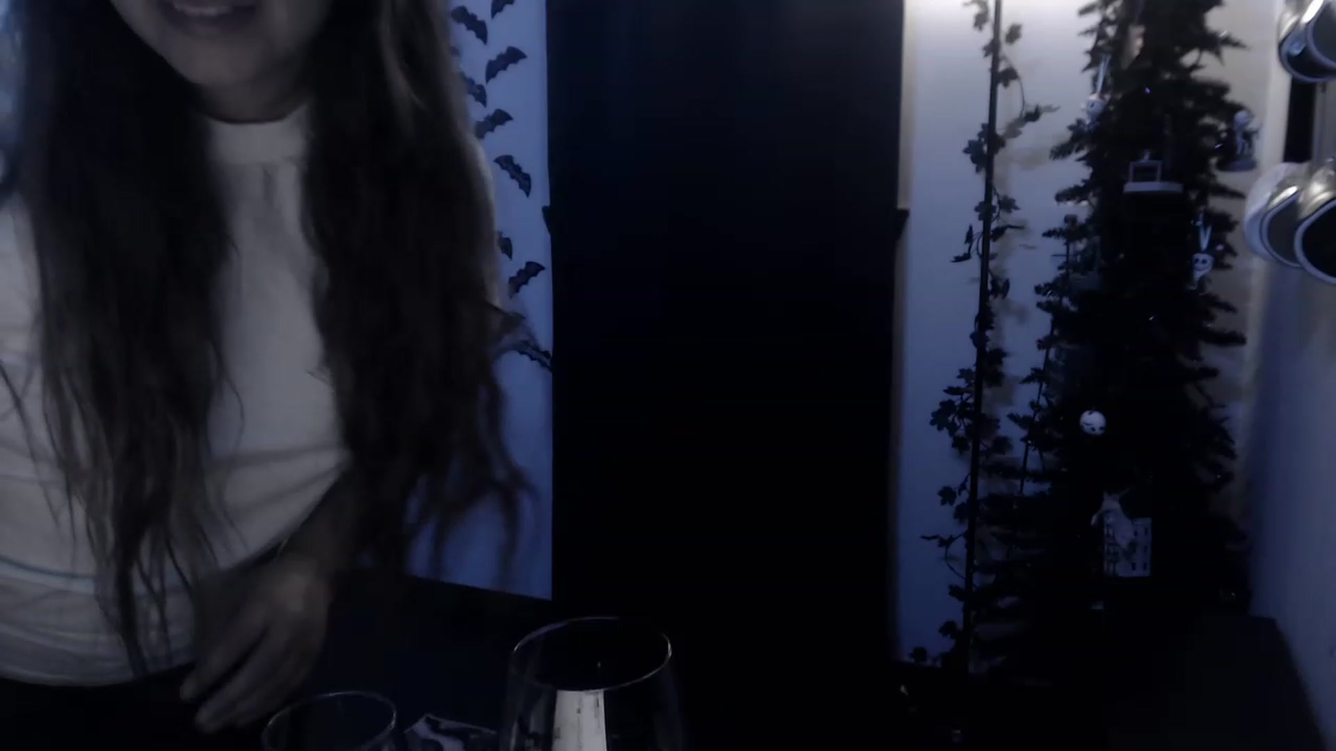Gallery image thumbnail from LadyMarceline's myfreecams stream on, 05/21/2023, 07:29 image 13 of 20