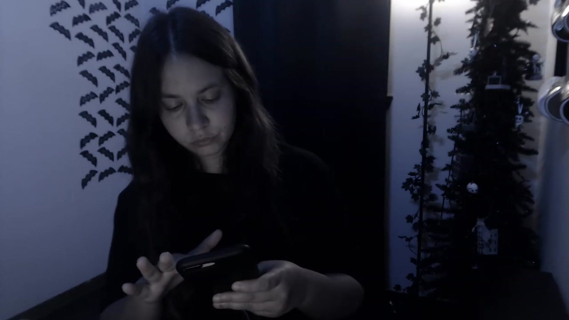 Gallery image thumbnail from LadyMarceline's myfreecams stream on, 05/27/2023, 06:14 image 12 of 20