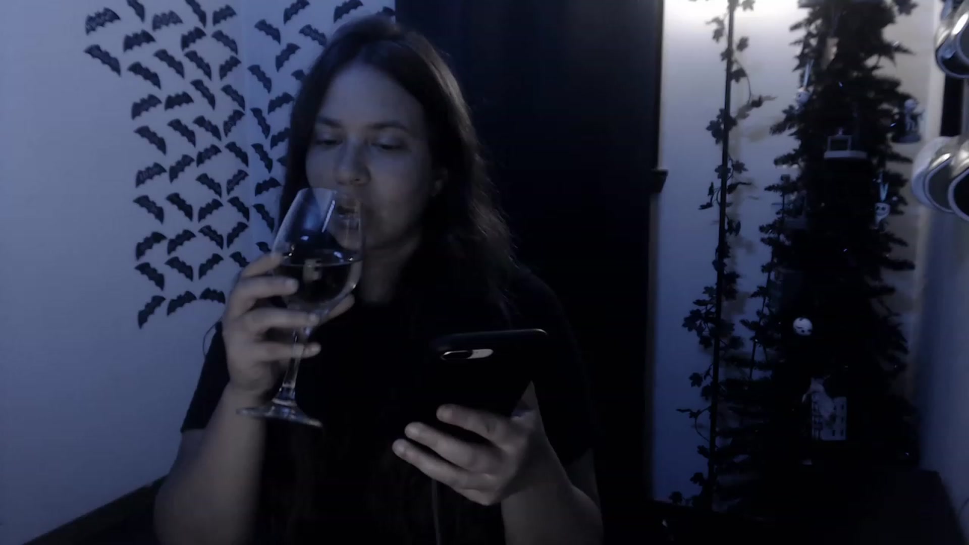 Gallery image thumbnail from LadyMarceline's myfreecams stream on, 05/28/2023, 07:23 image 8 of 20