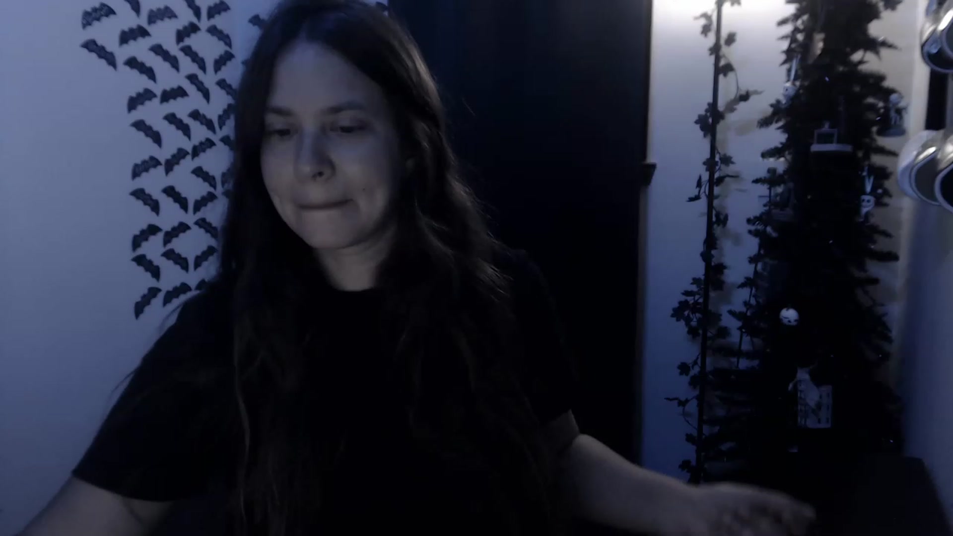 Gallery image thumbnail from LadyMarceline's myfreecams stream on, 05/28/2023, 07:23 image 18 of 20