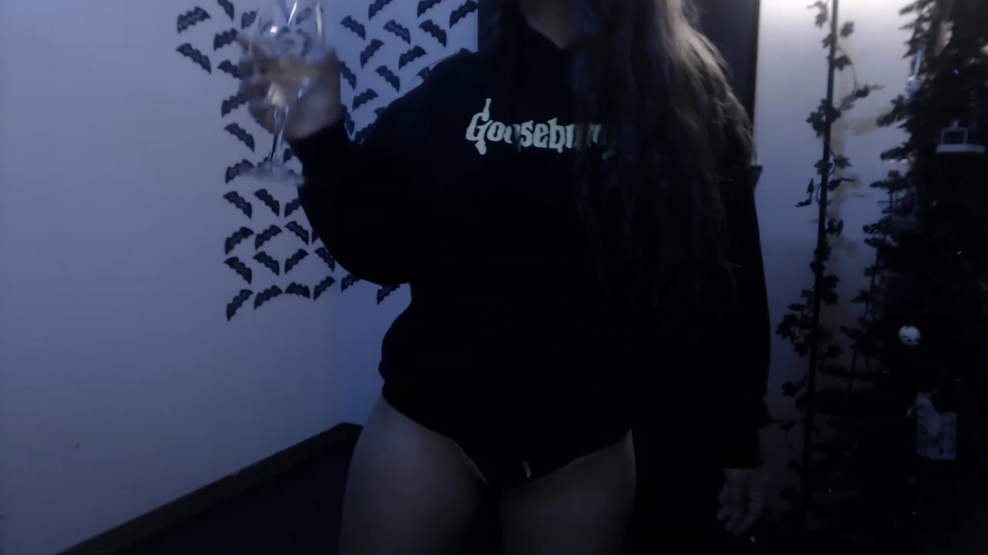 Gallery image thumbnail from LadyMarceline's myfreecams stream on, 06/04/2023, 07:23 image 8 of 20