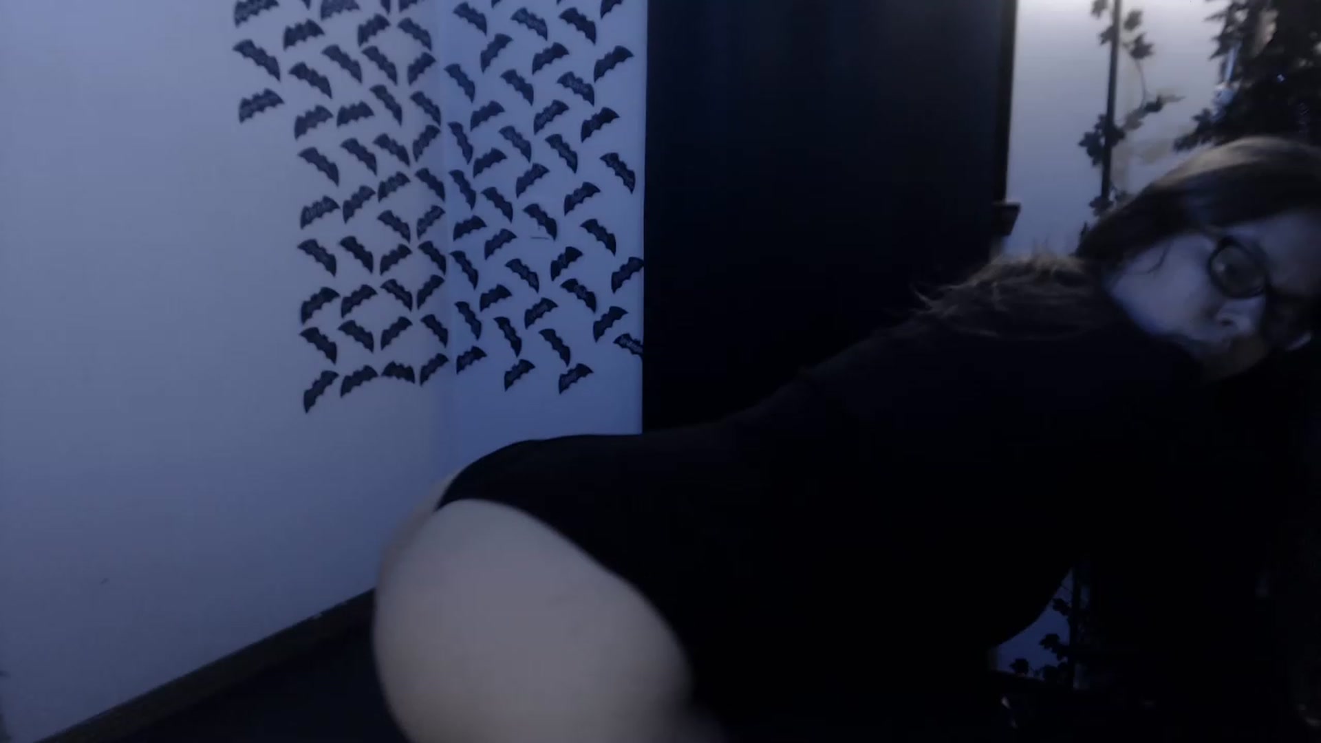 Gallery image thumbnail from LadyMarceline's myfreecams stream on, 06/18/2023, 06:49 image 12 of 20