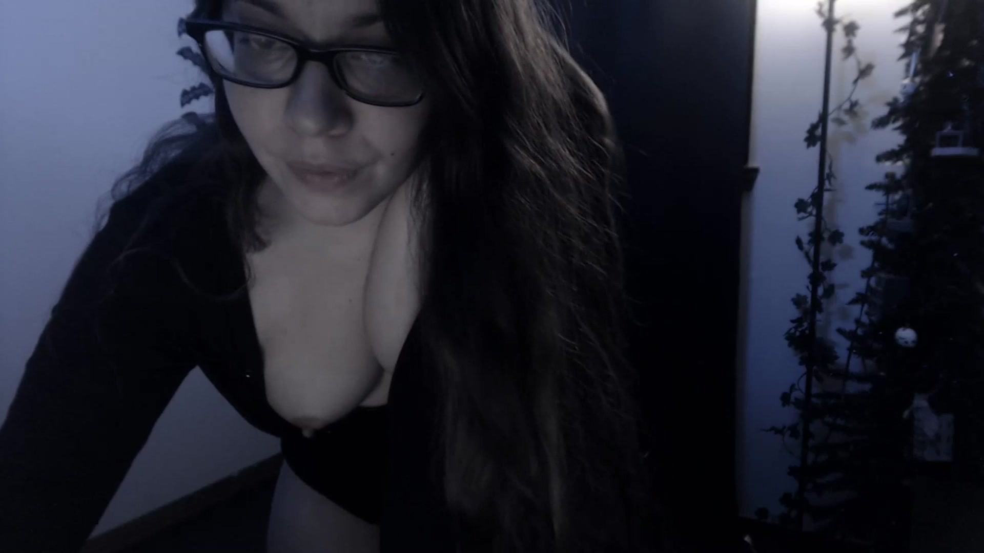 Gallery image thumbnail from LadyMarceline's myfreecams stream on, 07/16/2023, 06:25 image 3 of 20