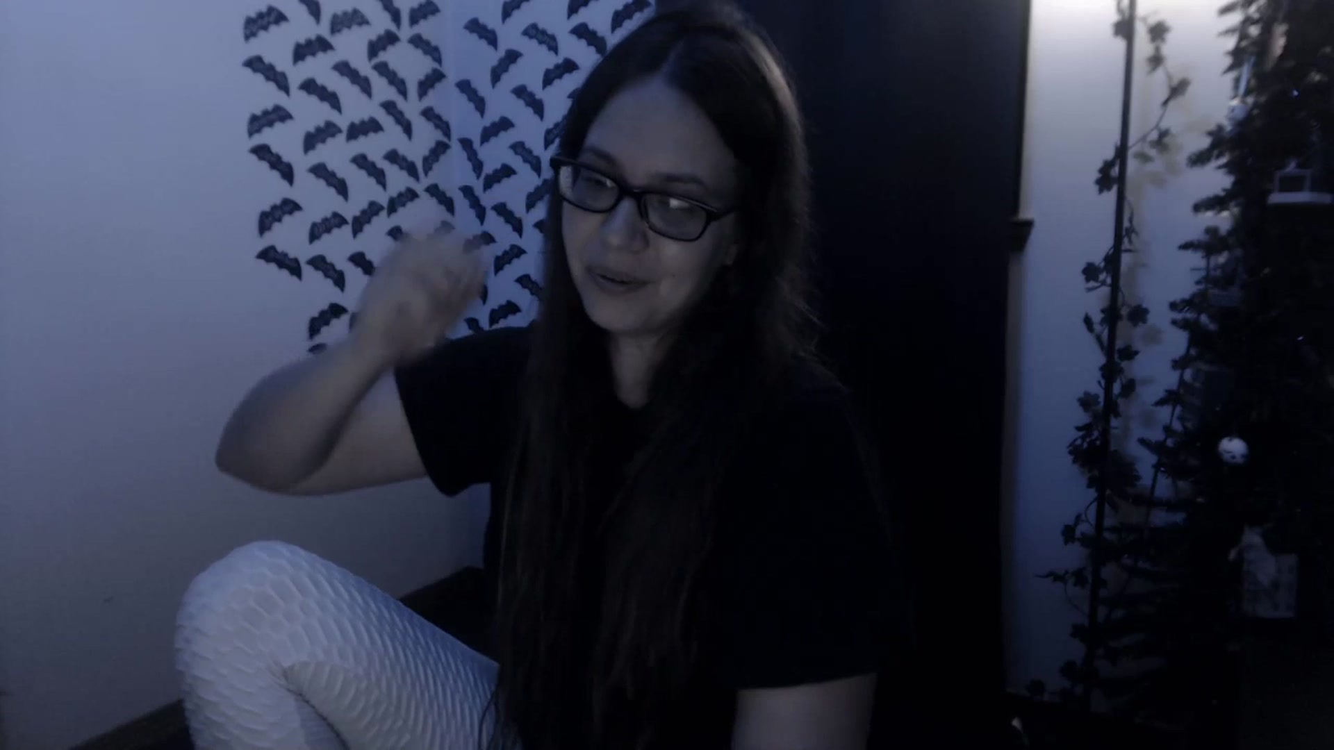 Gallery image thumbnail from LadyMarceline's myfreecams stream on, 07/21/2023, 04:00 image 10 of 20