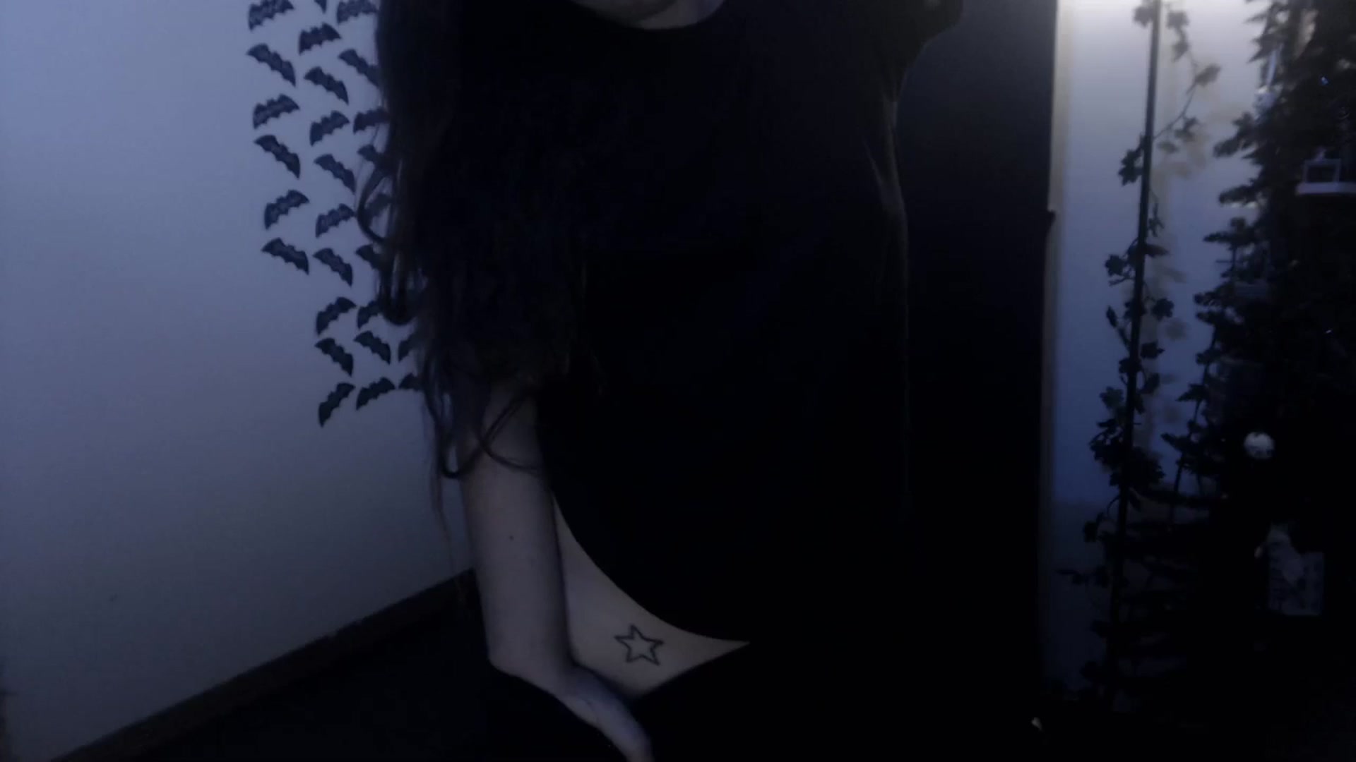 Gallery image thumbnail from LadyMarceline's myfreecams stream on, 08/01/2023, 05:27 image 7 of 20