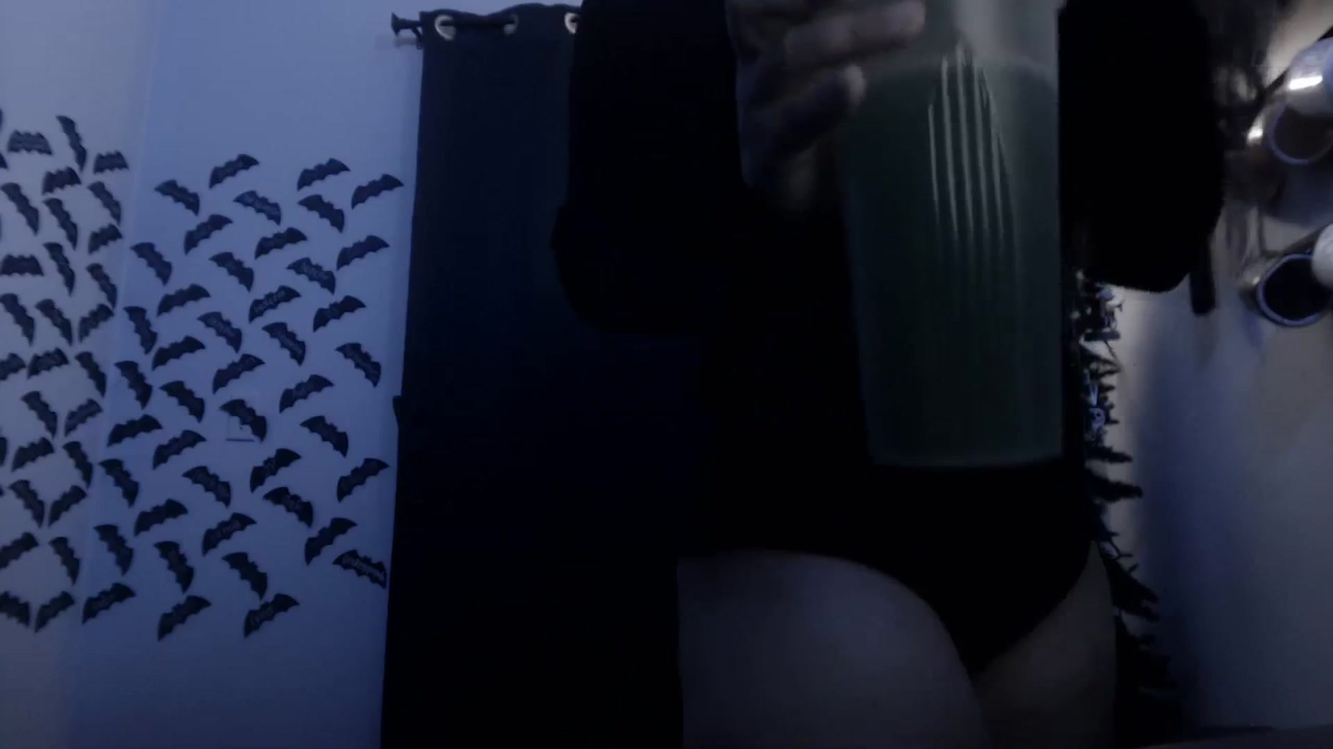 Gallery image thumbnail from LadyMarceline's myfreecams stream on, 08/16/2023, 05:44 image 10 of 20