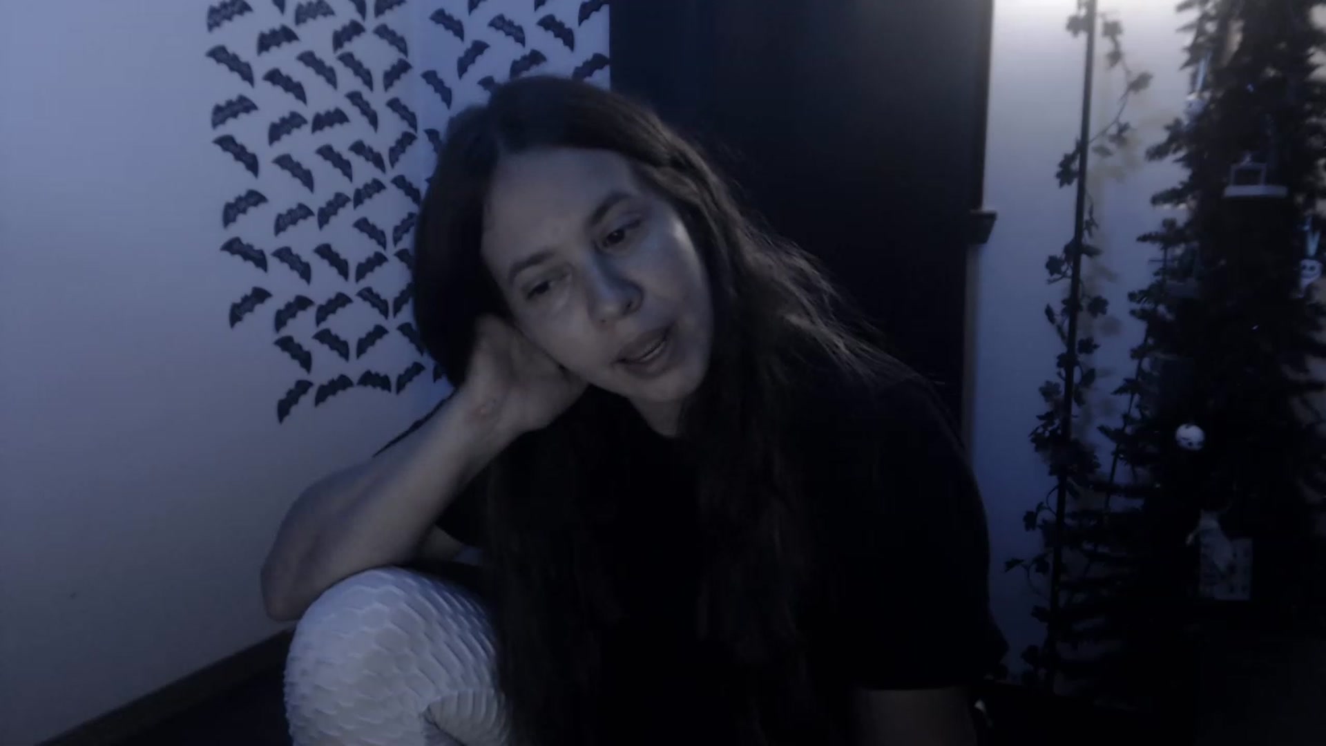 Gallery image thumbnail from LadyMarceline's myfreecams stream on, 08/19/2023, 07:16 image 12 of 20