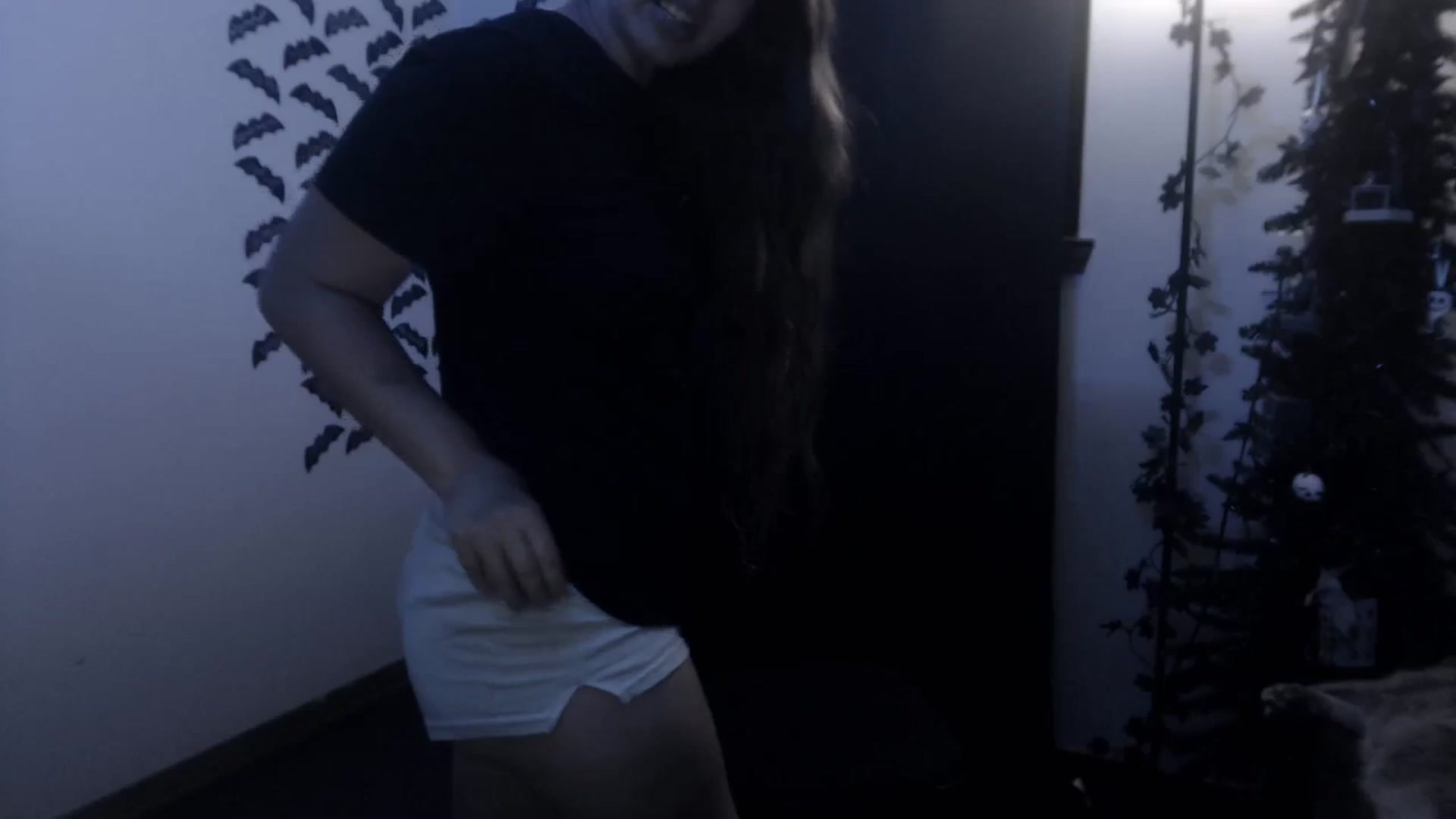 Gallery image thumbnail from LadyMarceline's myfreecams stream on, 08/22/2023, 06:02 image 14 of 20
