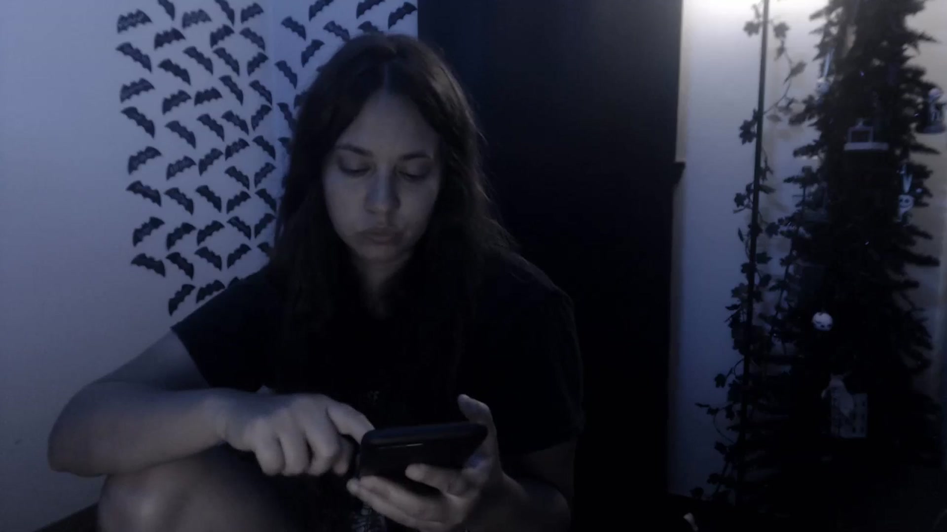 Gallery image thumbnail from LadyMarceline's myfreecams stream on, 09/14/2023, 05:13 image 15 of 20