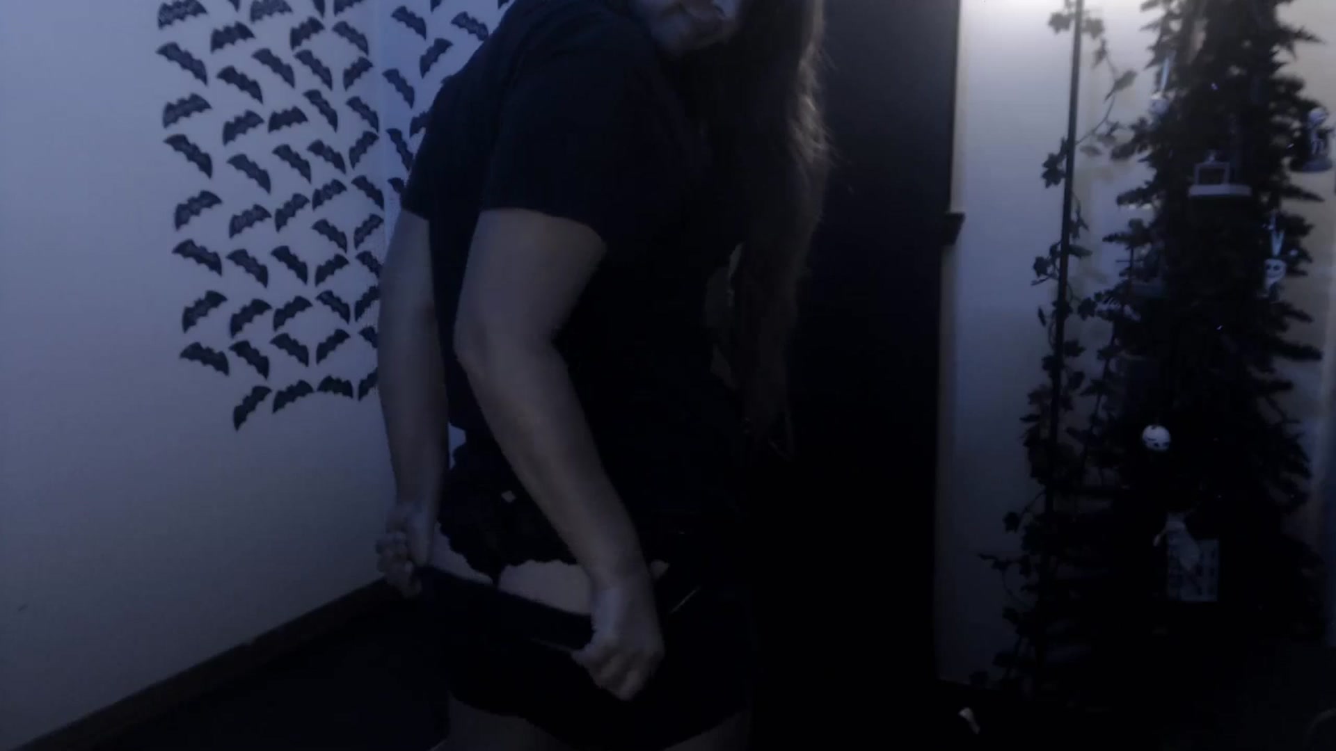 Gallery image thumbnail from LadyMarceline's myfreecams stream on, 09/27/2023, 04:35 image 3 of 20