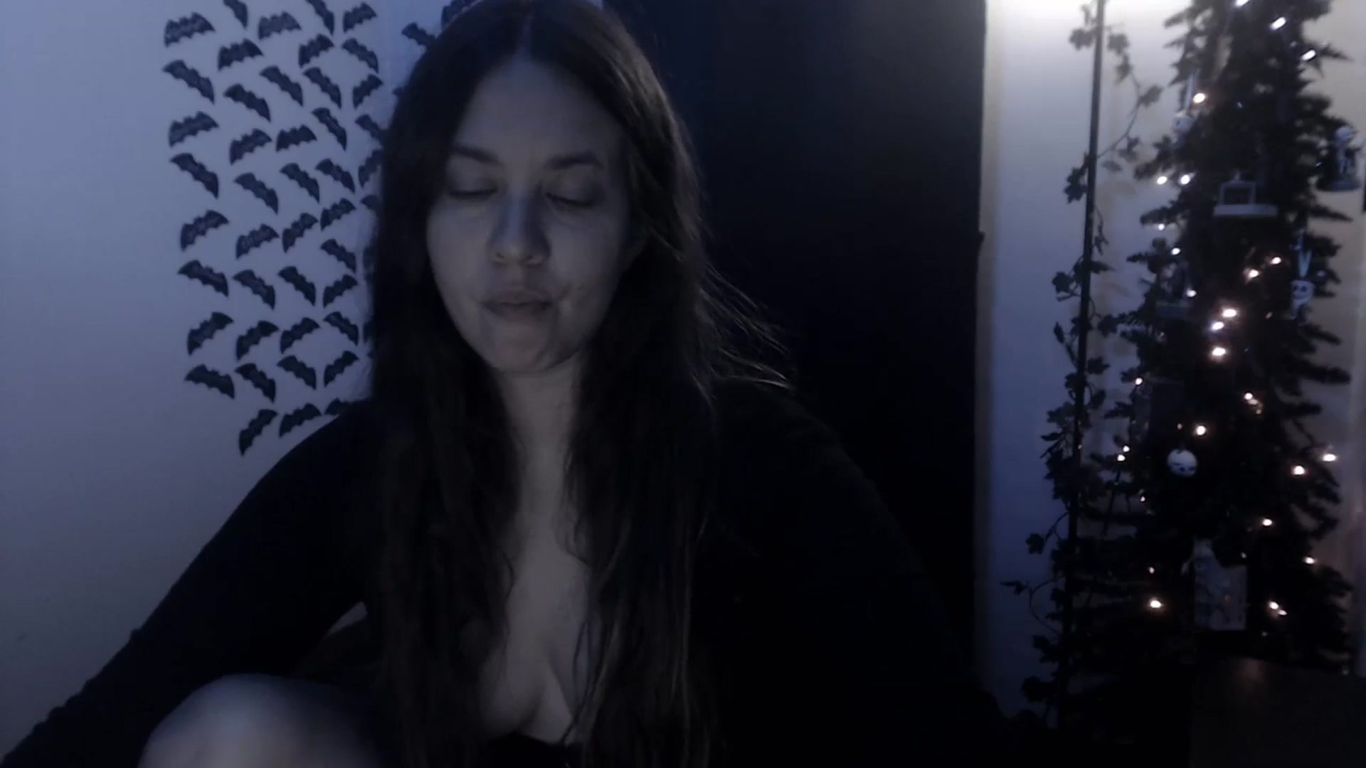Gallery image thumbnail from LadyMarceline's myfreecams stream on, 10/08/2023, 05:33 image 9 of 20