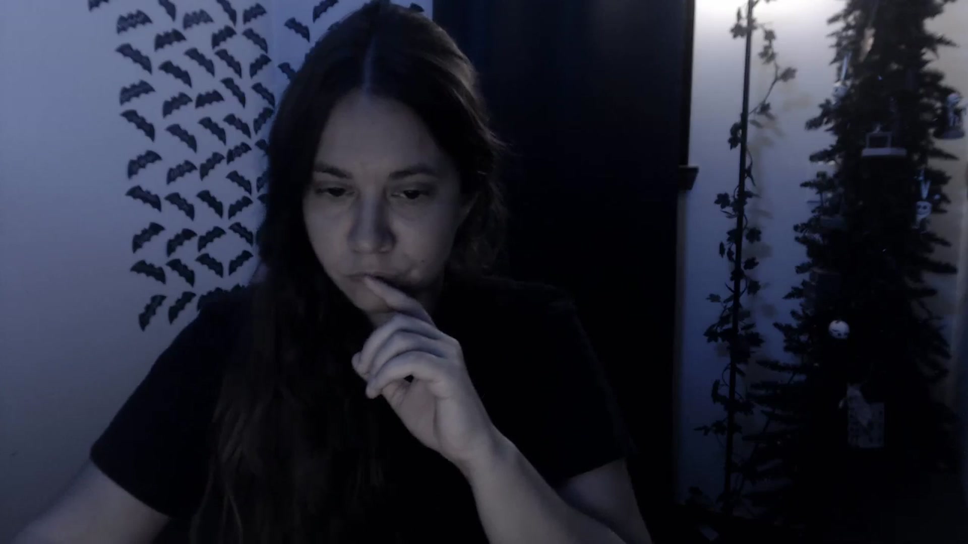 Gallery image thumbnail from LadyMarceline's myfreecams stream on, 12/17/2023, 06:04 image 12 of 20