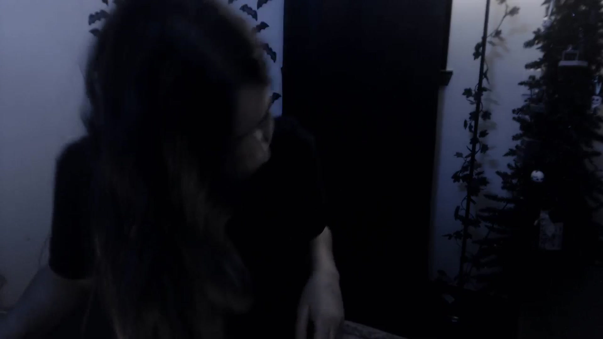 Gallery image thumbnail from LadyMarceline's myfreecams stream on, 12/17/2023, 06:04 image 19 of 20