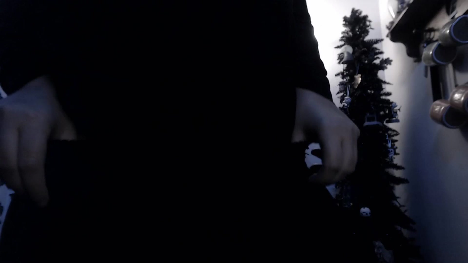 Gallery image thumbnail from LadyMarceline's myfreecams stream on, 01/03/2024, 06:15 image 13 of 20