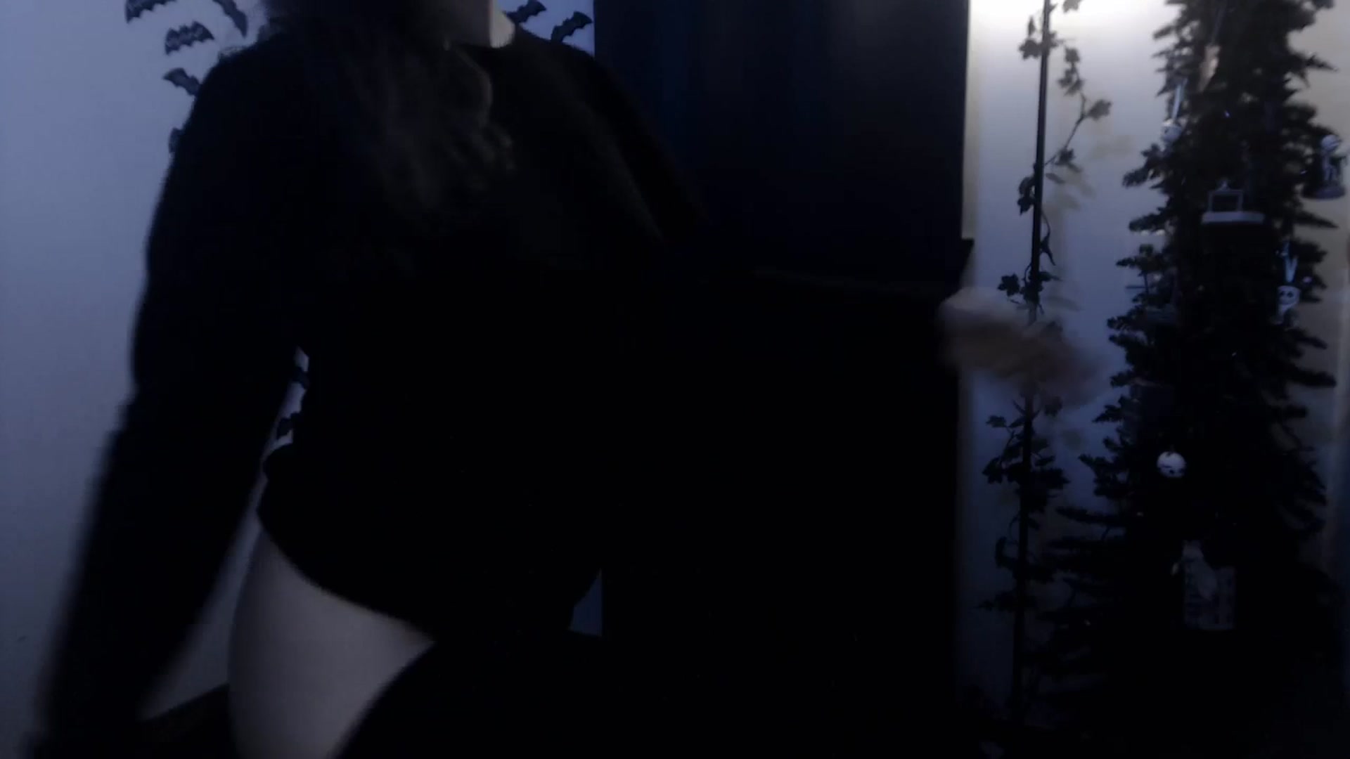 Gallery image thumbnail from LadyMarceline's myfreecams stream on, 01/03/2024, 06:15 image 14 of 20