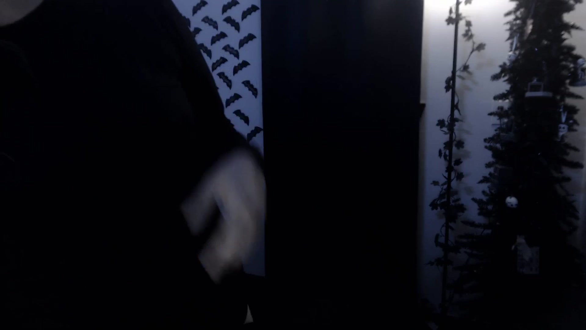 Gallery image thumbnail from LadyMarceline's myfreecams stream on, 01/03/2024, 06:15 image 12 of 20