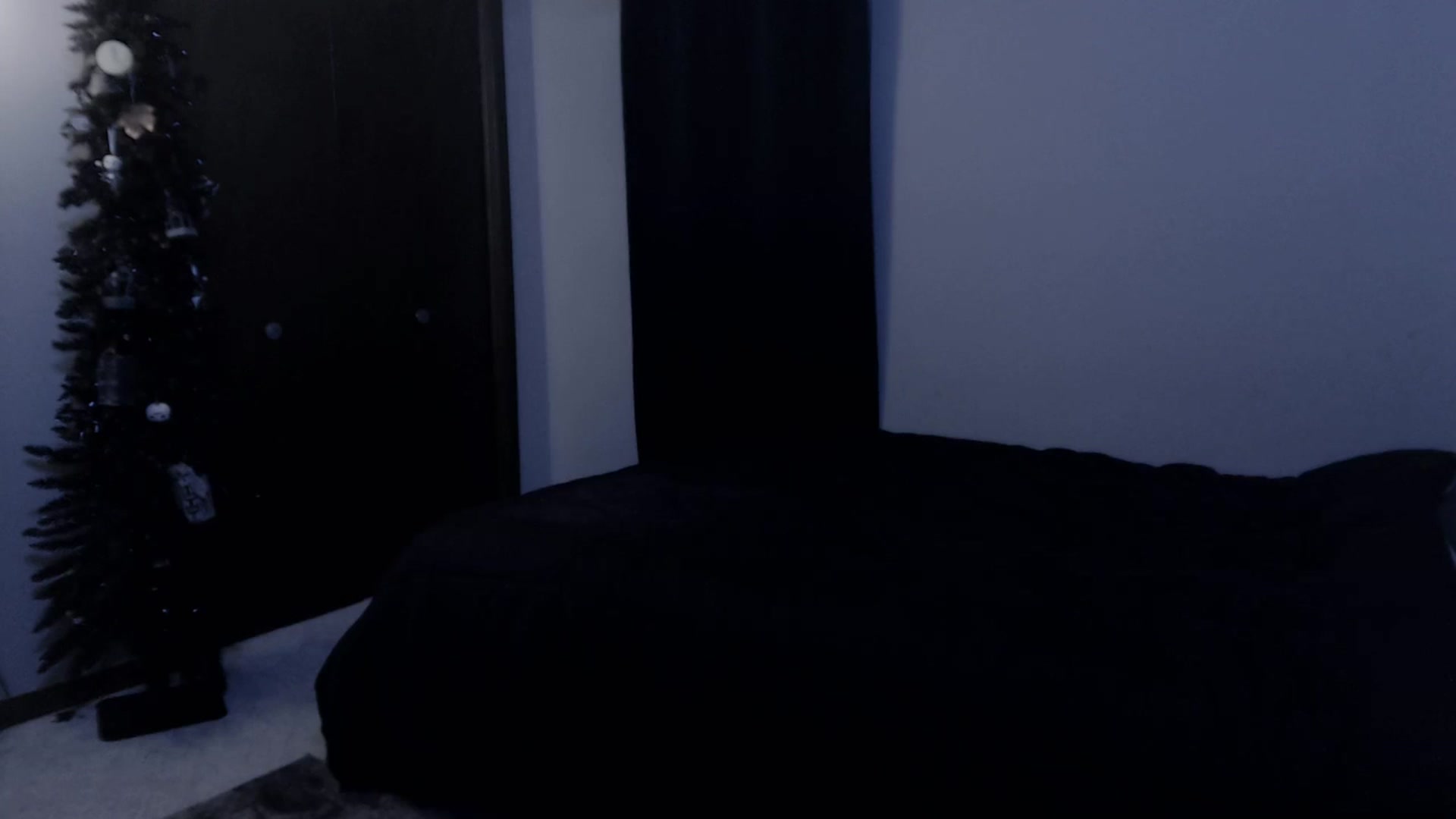 Gallery image thumbnail from LadyMarceline's myfreecams stream on, 04/06/2024, 07:06 image 11 of 20